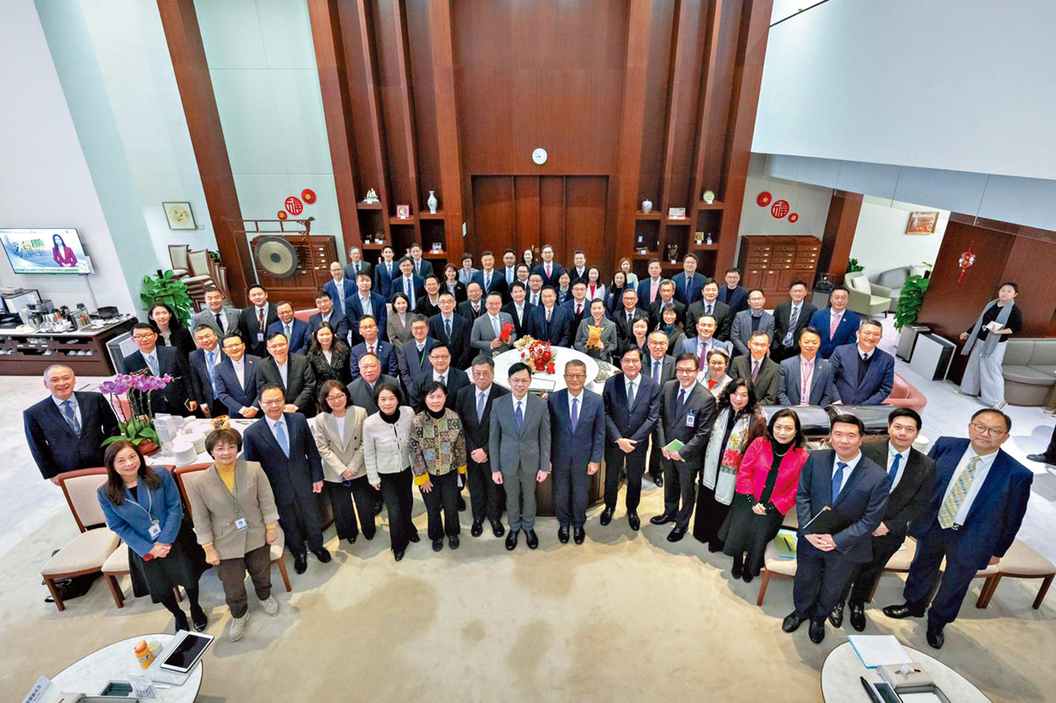 　　圖：新一屆立法會昨日上午舉行首次前廳交流會，討論主動對接國家「十五五」規劃。