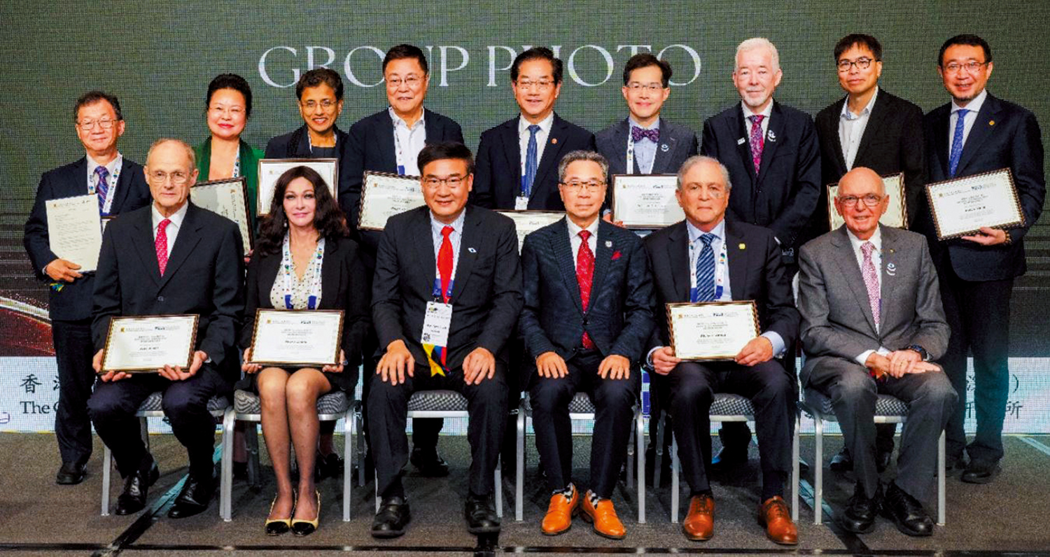 　　圖：香港中文大學（深圳）犇亞國際眼科研究所日前舉行首屆研討會。