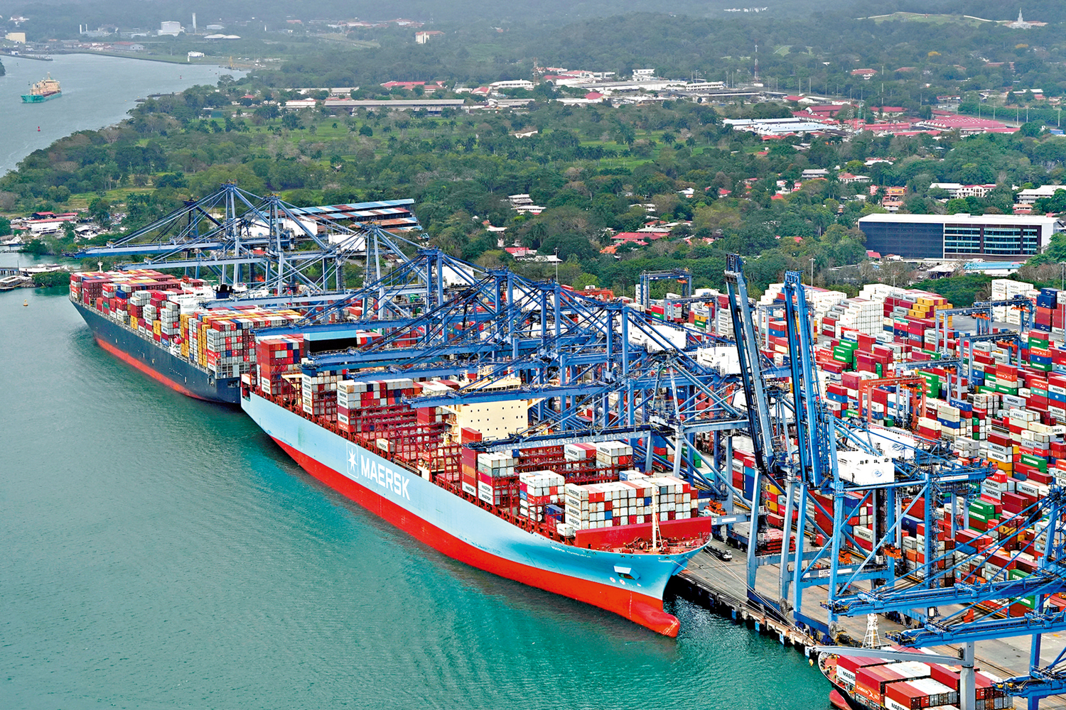 　　圖：巴拿馬法院針對長和運營巴拿馬運河兩座港口的合同所作出的裁決，非常離譜，引來各方批評。