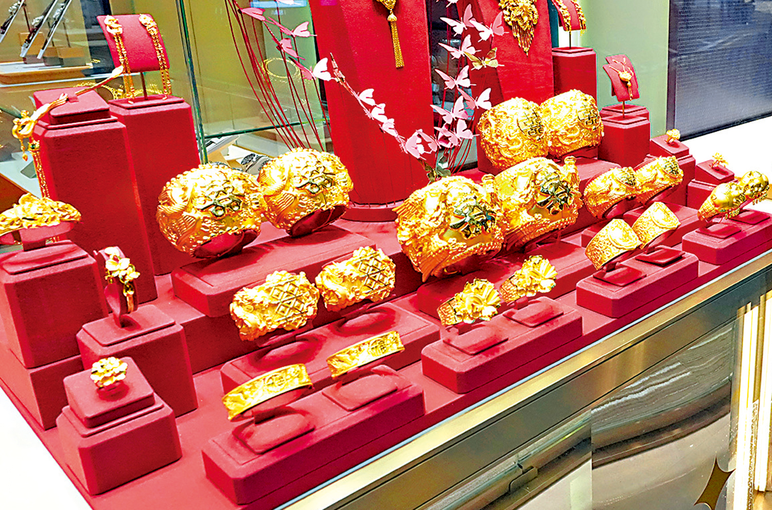 　　圖：特區政府以黃金作為切入點，建立大宗商品交易生態圈，加速打造香港成為國際黃金交易中心。