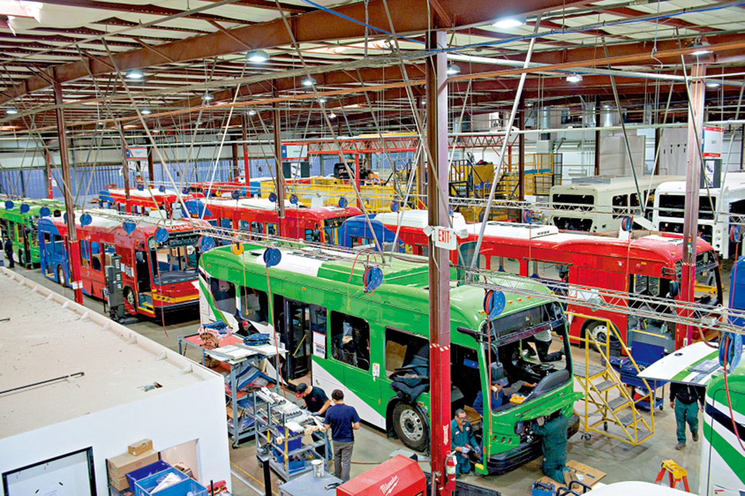 　　圖：位於美國加州蘭開斯特的比亞迪北美工廠。\新華社