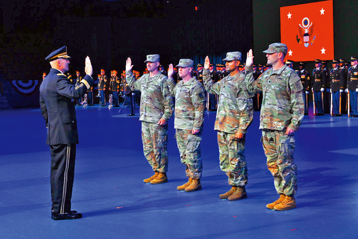 　　圖：4位知名硅谷科企高管，去年加入美國陸軍。\網絡圖片