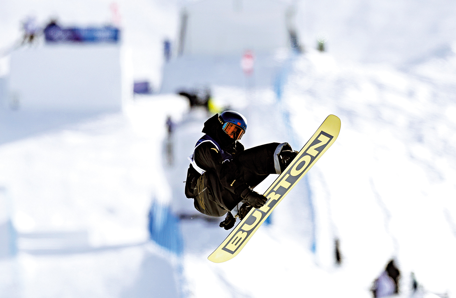 　　圖：蘇翊鳴在比賽中。\新華社