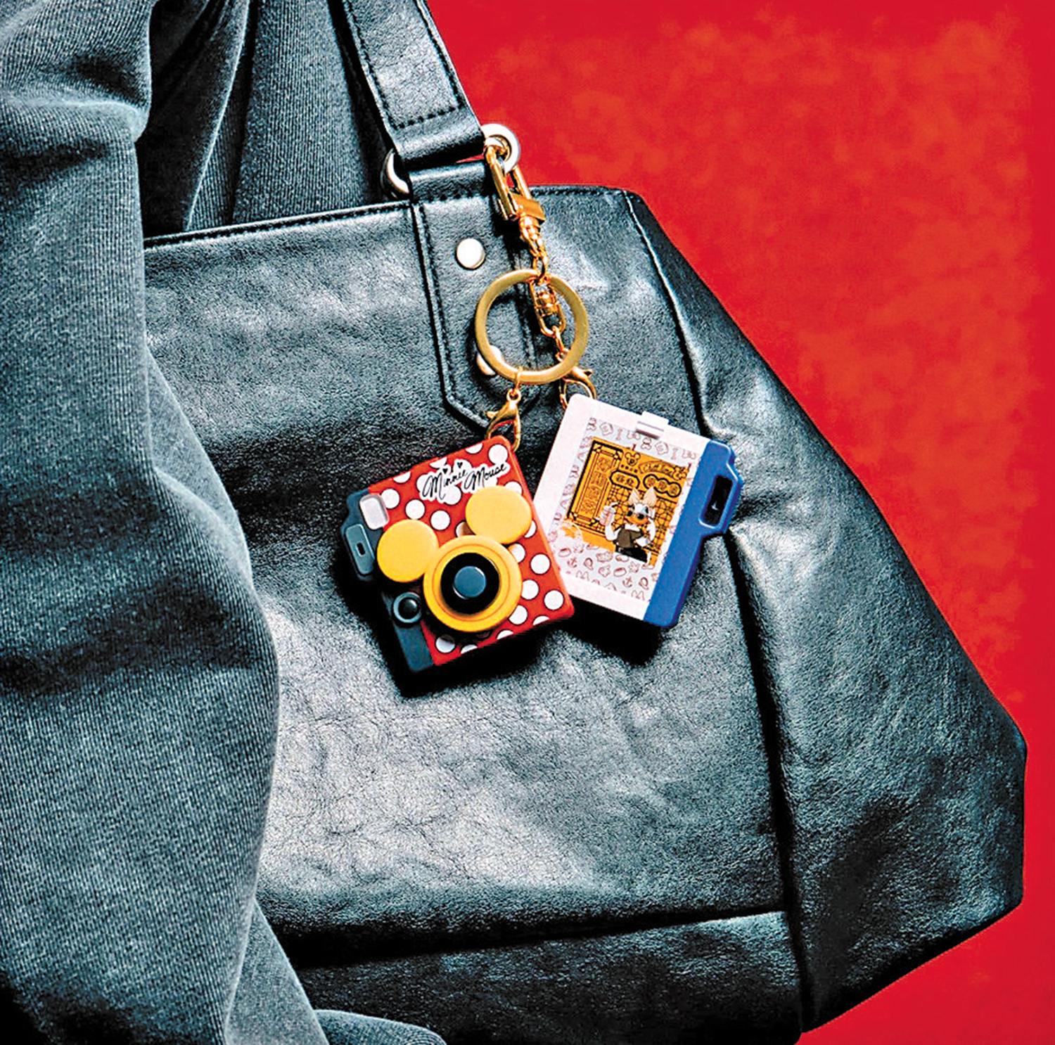 　　圖：周大福與迪士尼推出的金卡盲盒。\周大福官網