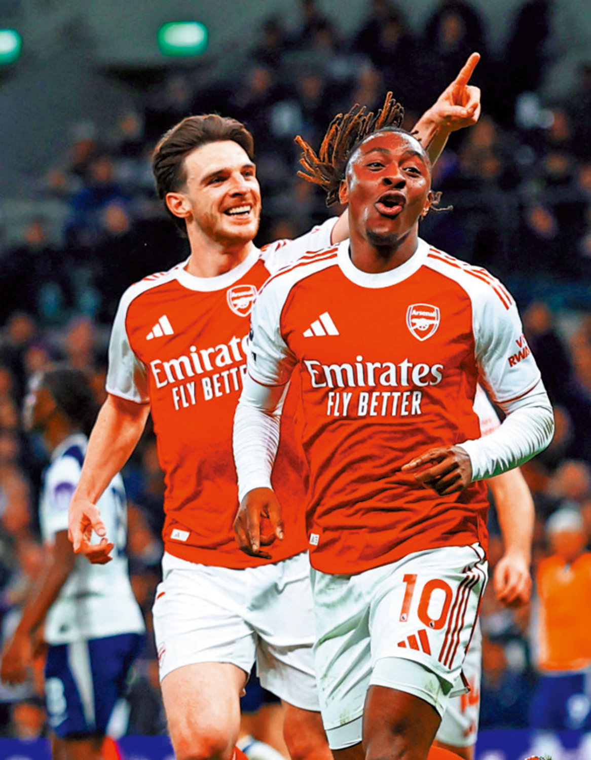 　　圖：伊斯（右）兩度射破熱刺大門。\路透社