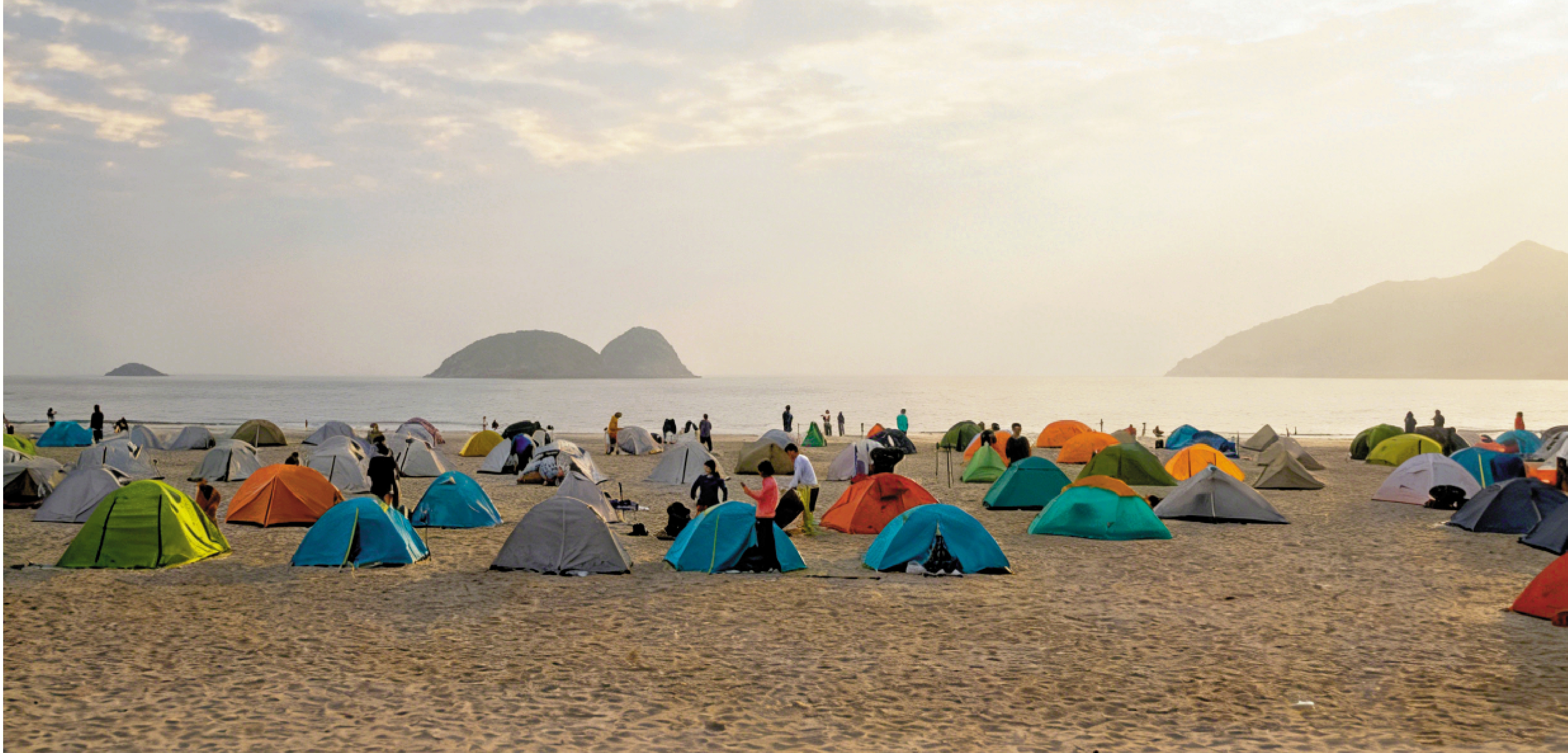 　　圖：漁農署將研究在郊外景點引入預約或收費制度，或會以西貢營地作為試點。圖為鹹田灣營地。