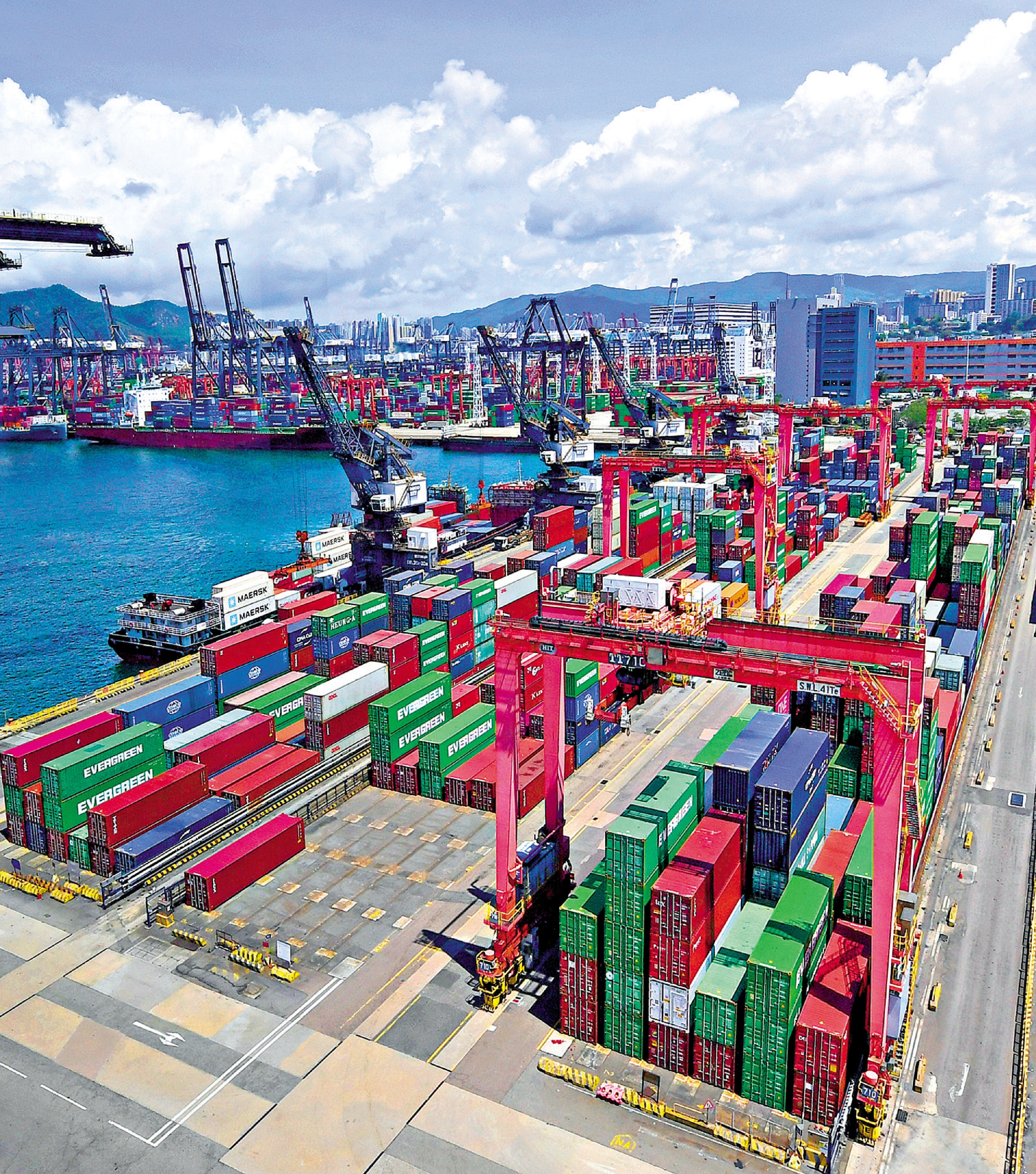 　　圖：香港可發揮「背靠祖國、聯通世界」的獨特優勢，在航空物流等領域提質擴容，助力國家高質量發展。