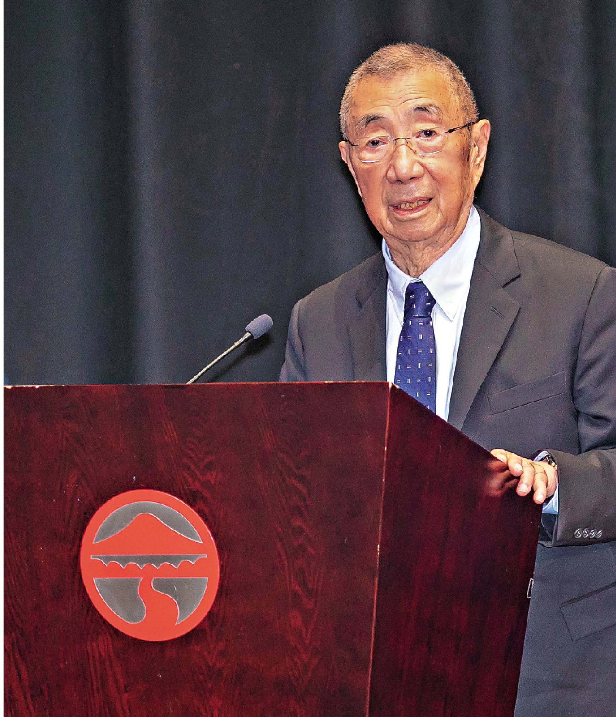 　　圖：嶺大下學年推出以諾貝爾物理學獎得主丁肇中命名的「精英班」。