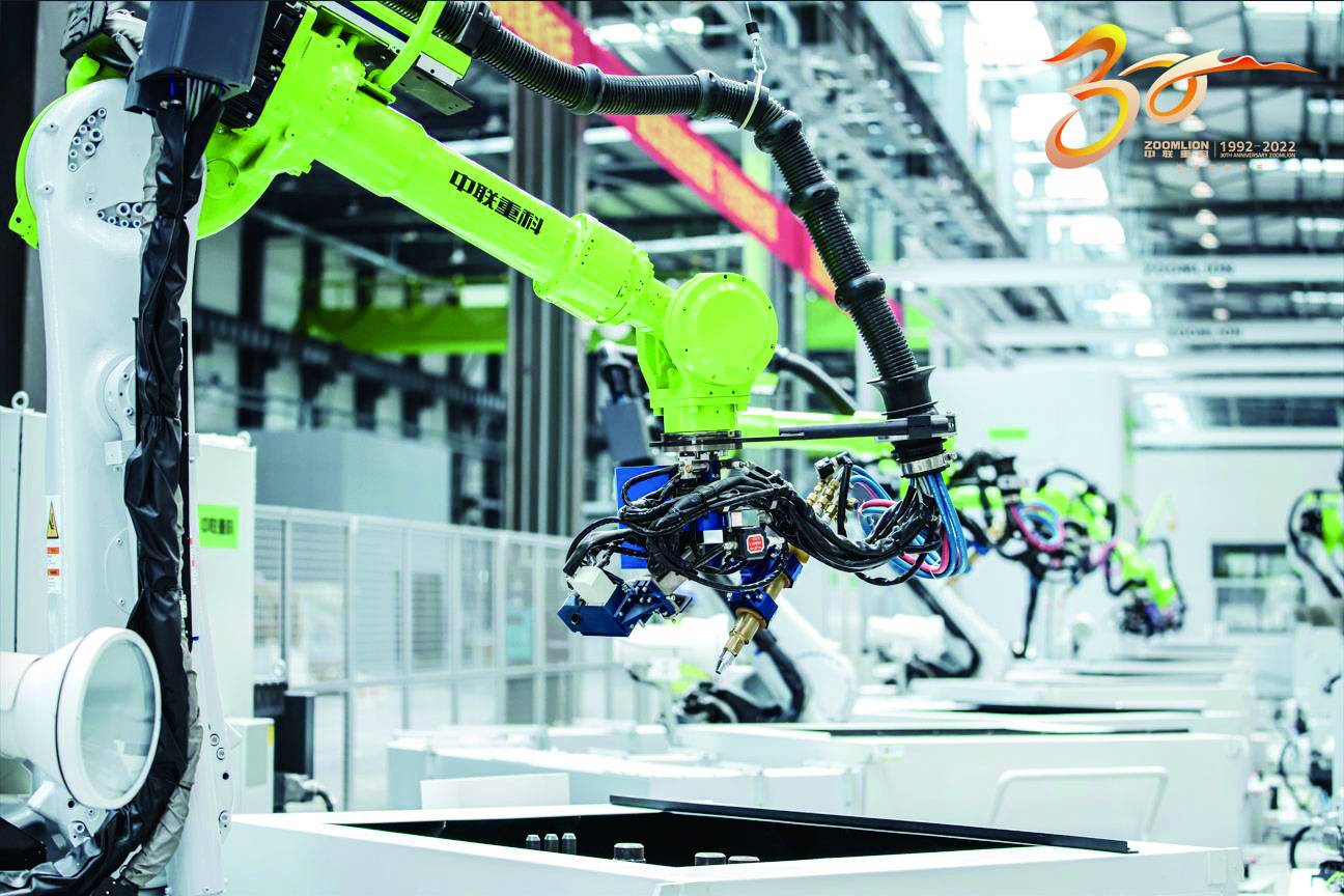 　　圖：中聯重科智能生產線。