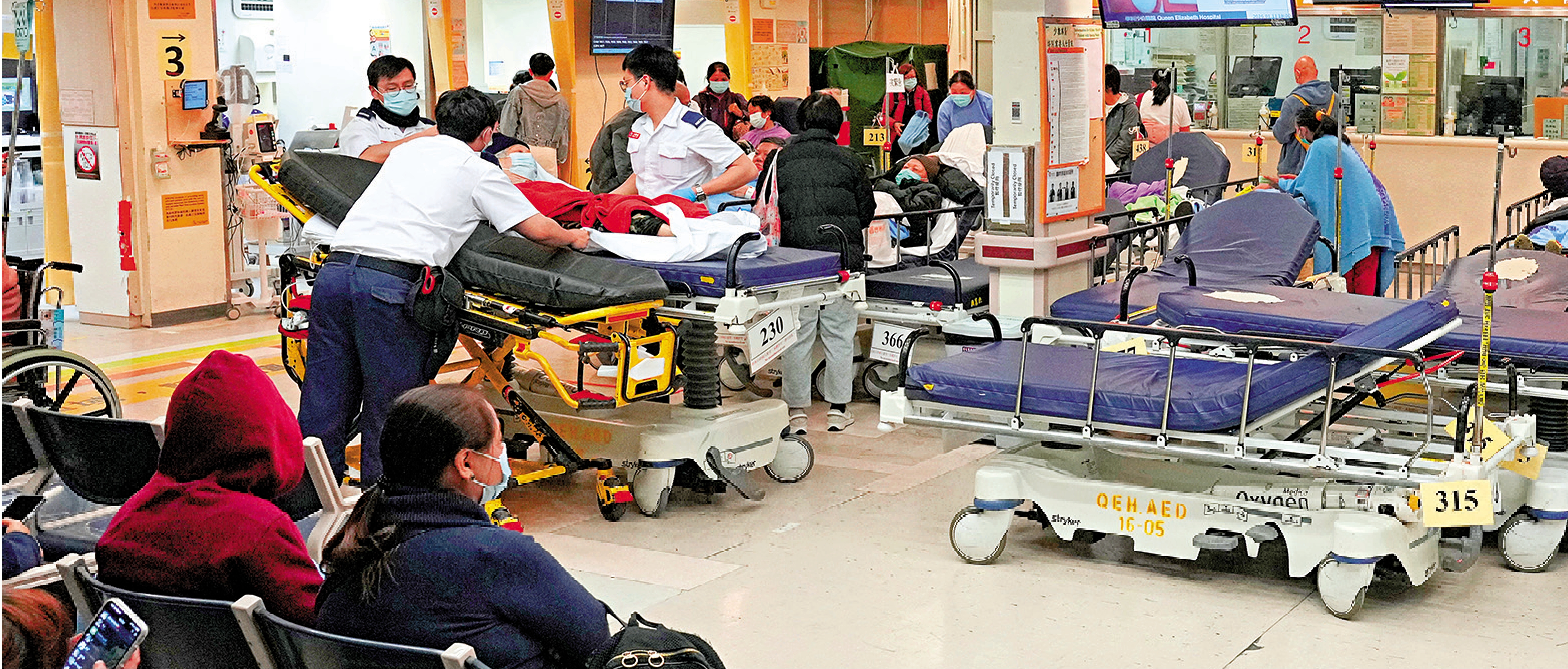 　　圖：急症室實施收費改革，輪候時間縮短。\大公報記者林少權攝