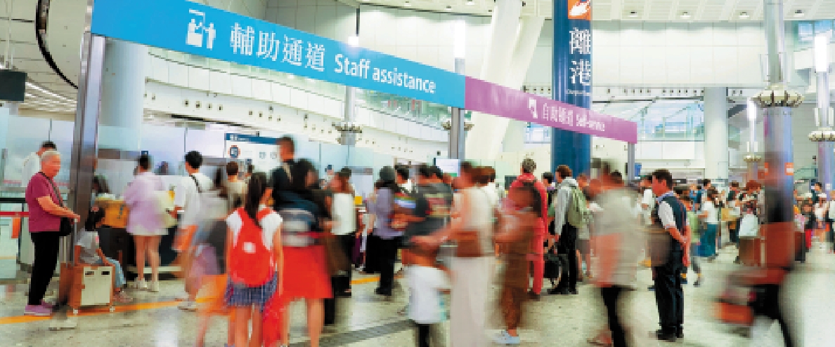 　　圖：由於交通便利，港人逐漸融入大灣區「一小時生活圈」，內地人也多了來港的選擇。
