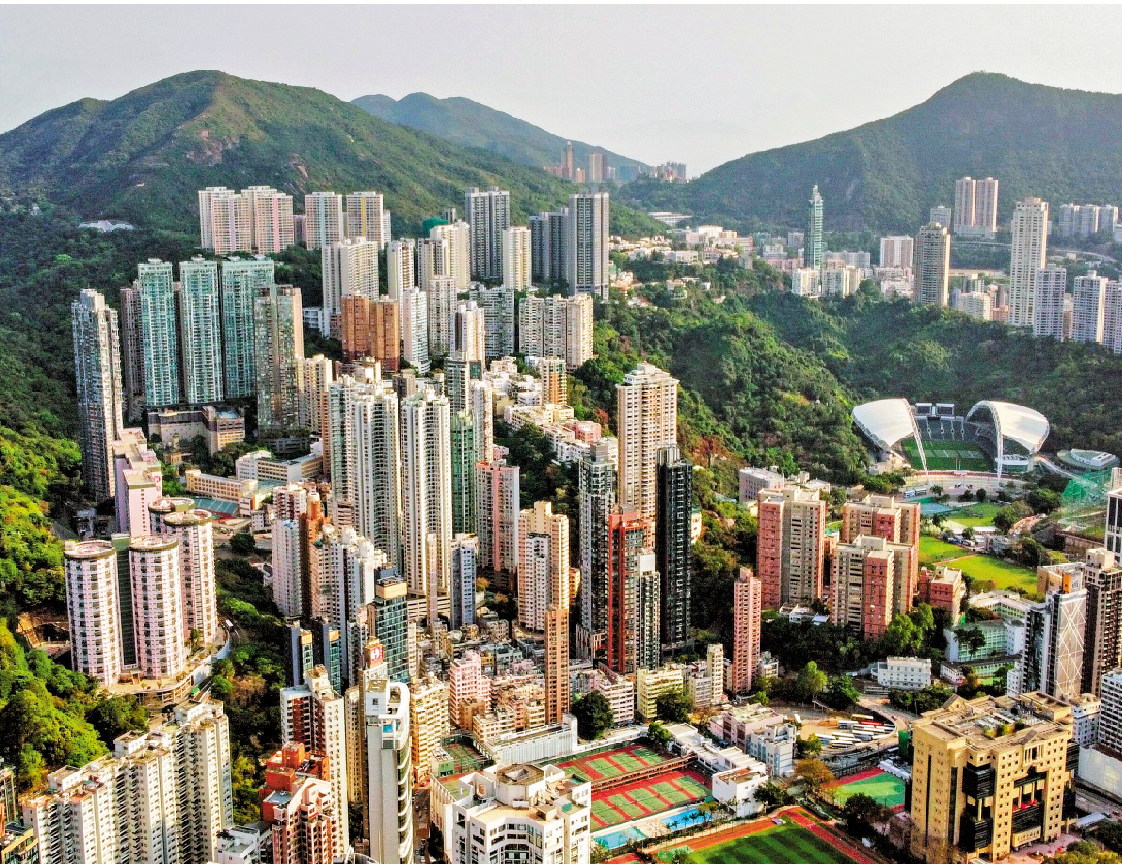 　　圖：本港樓市近月氣氛持續回暖，連帶短線轉售的賬面獲利個案數目亦同步顯著增加。