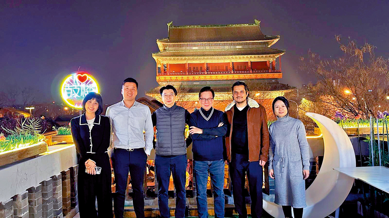 　　圖：利哲宏（右二）表示，在內地交流收穫很大。