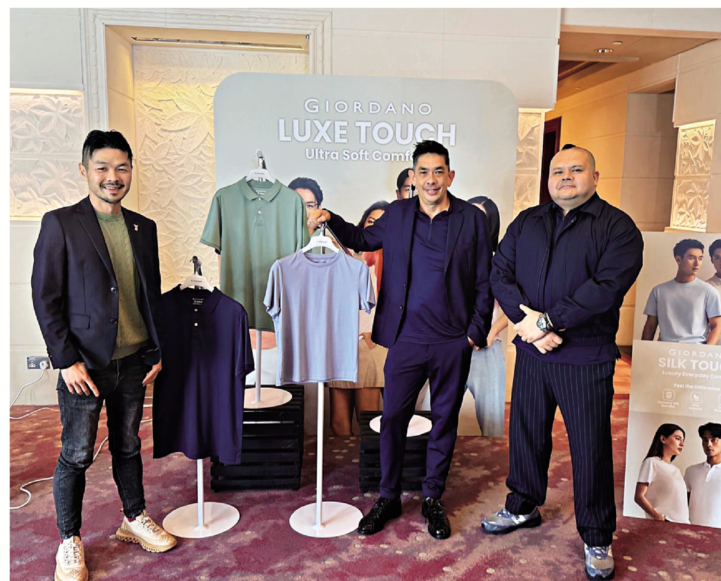 　　圖：（左起）佐丹奴執行董事陳嘉緯、行政總裁Colin Currie及執行董事羅學文。\大公報記者李潔儀攝