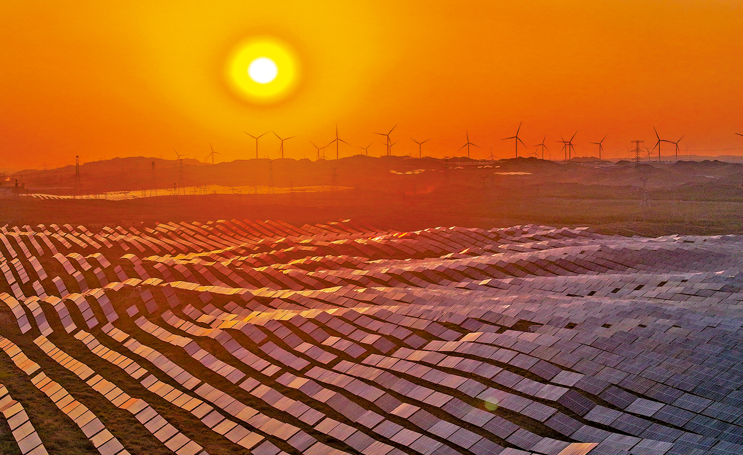 　　圖：新型儲能是構建新型電力系統的重要技術和基礎裝備，有助緩解新能源電力消納壓力。