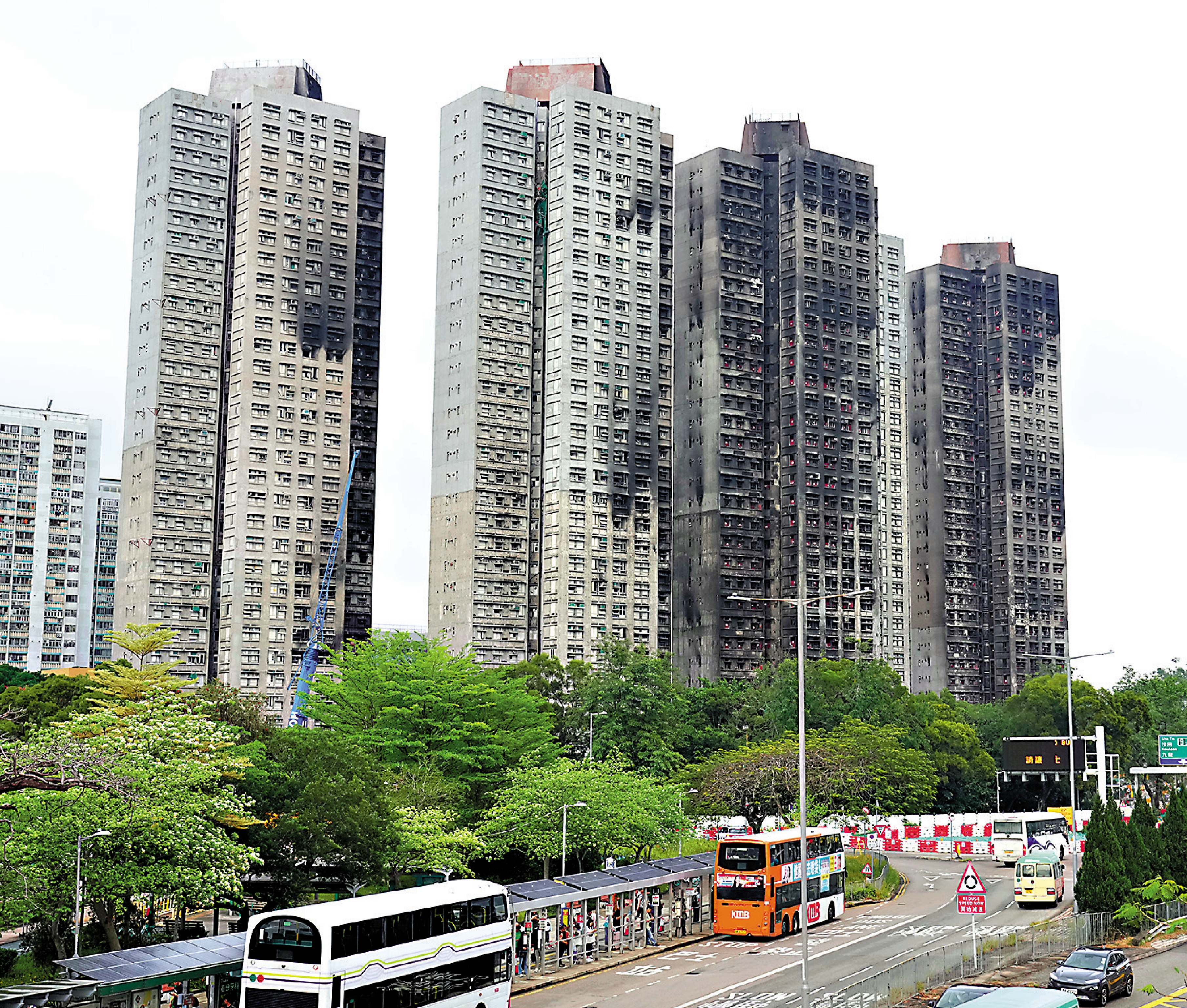 　　圖：宏福苑住戶將於下月20日起分批返回單位執拾物品。\大公報記者麥潤田攝