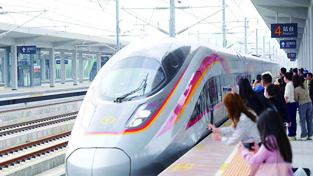 　　圖：陽江深度融入大灣區1小時生活圈，圖為陽江北高鐵站實景圖。\（陽江日報社供圖）