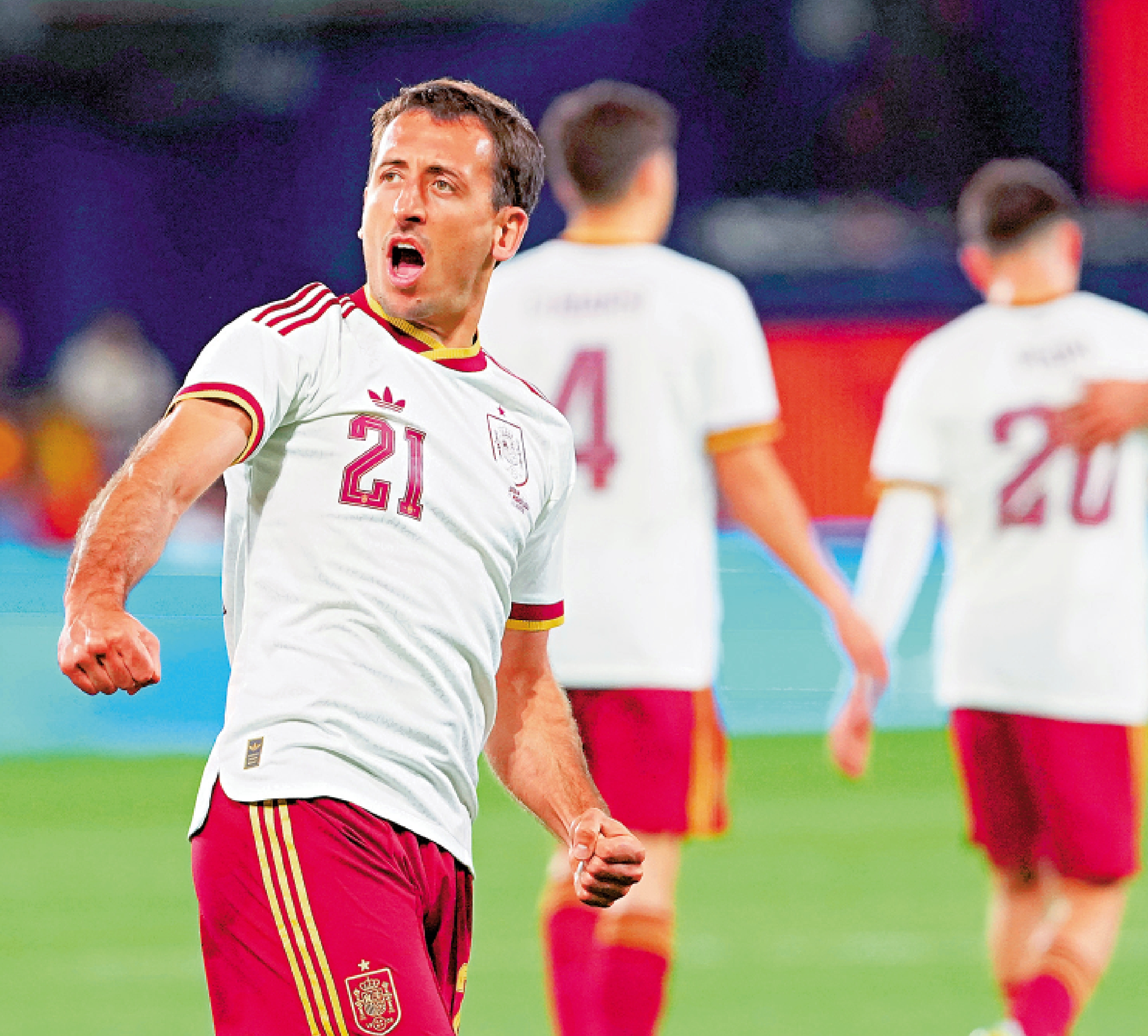 　　圖：奧耶沙巴爾（左一）入球後慶祝。\美聯社