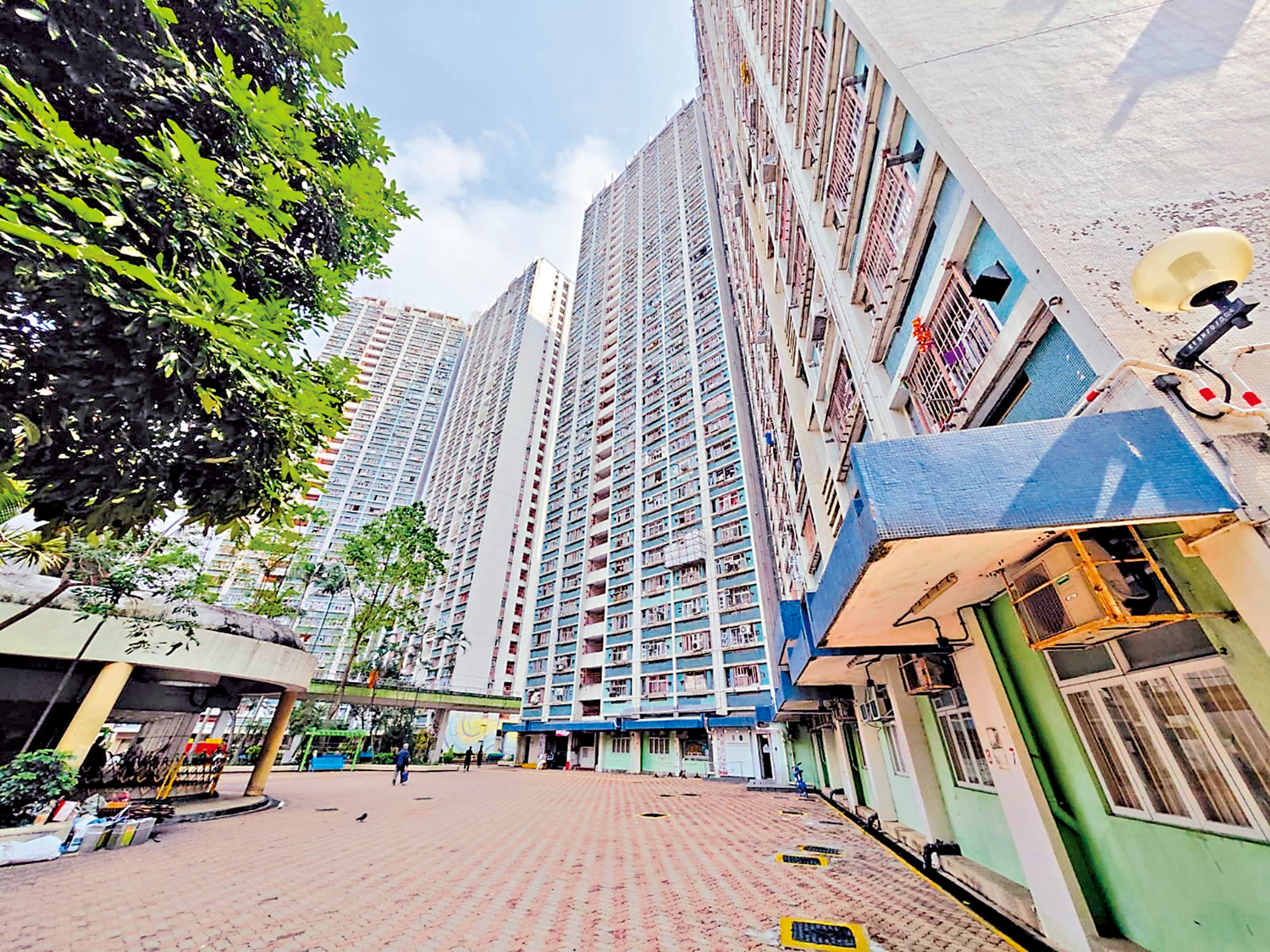 　　圖：廉署揭發一間工程顧問公司涉串謀黑社會操控富善邨大維修招標，涉款逾一億六千萬元。 大公報記者攝