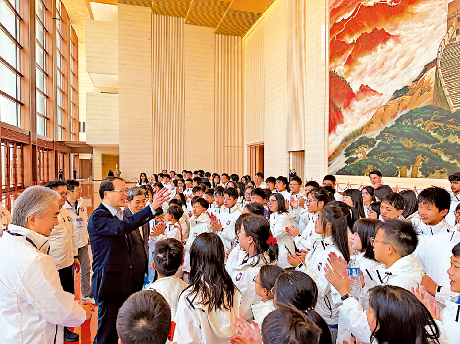 　　圖：教育參訪團3月31日參觀中國共產黨歷史展覽館。