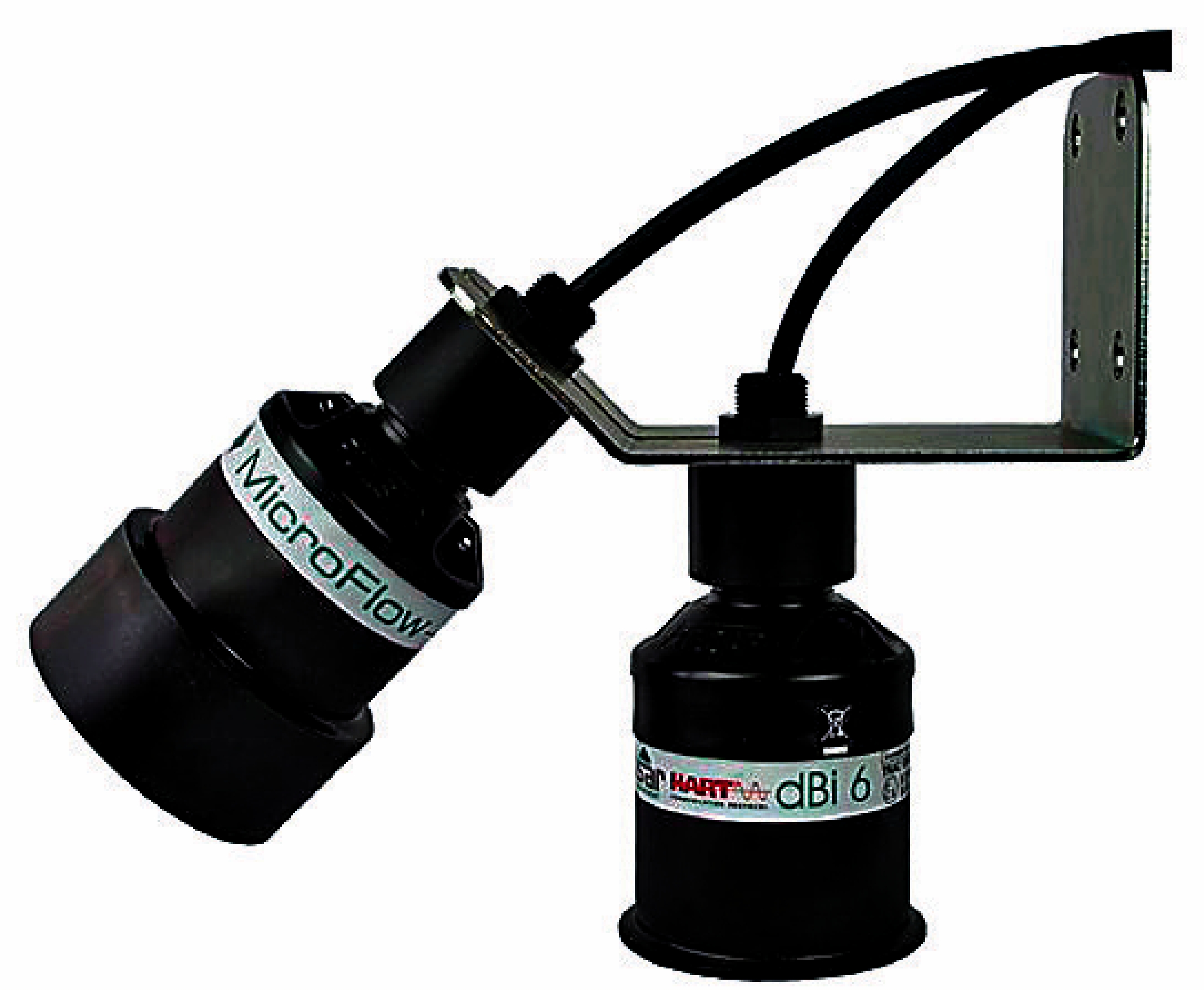 　　圖：研究團隊與渠務署合作，在九龍區的排水網絡安裝水位感測器收集數據。