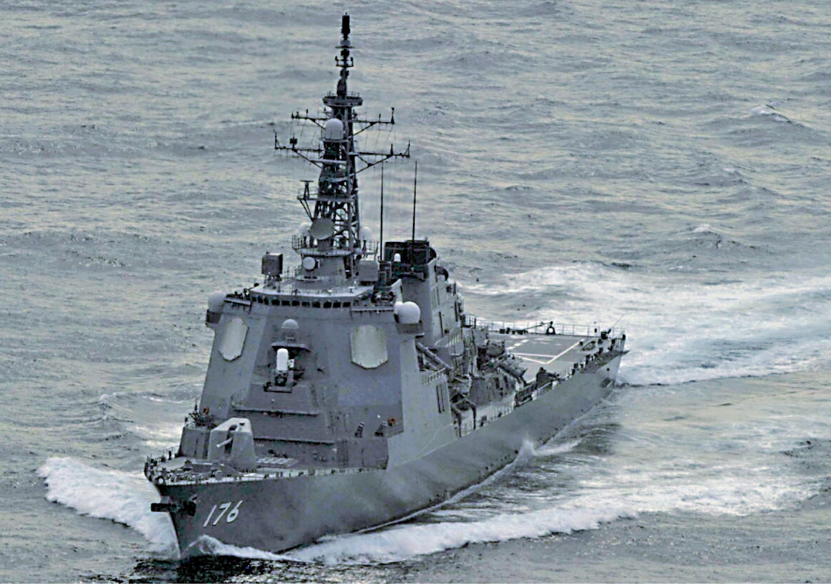　　圖：日本海上自衛隊「鳥海號」驅逐艦去年10月起赴美進行「戰斧」導彈發射系統改裝工程。