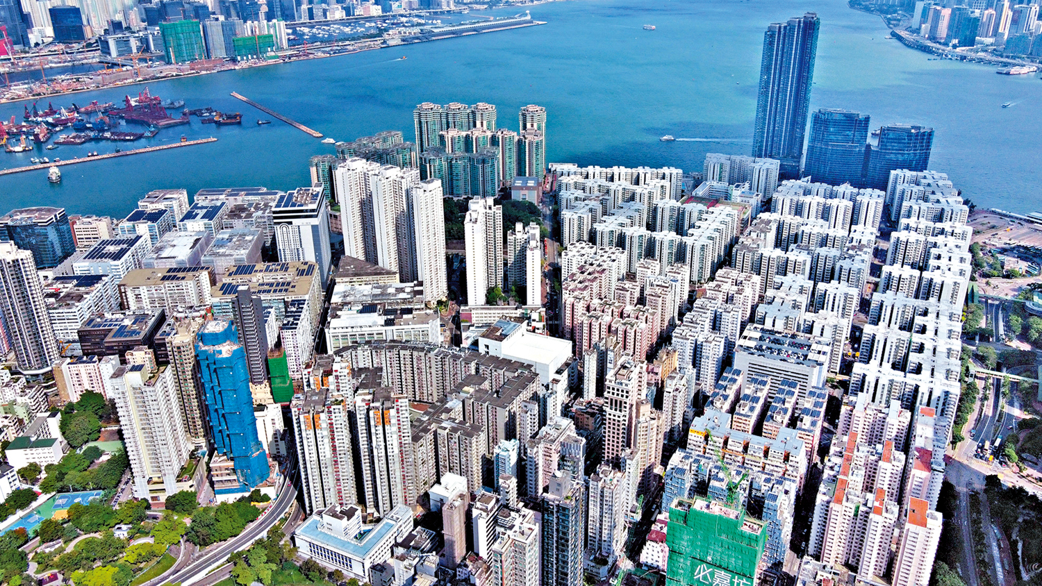 　　圖：近年新來港人士的住屋需求龐大，並成為本港起動樓市的最大引擎。