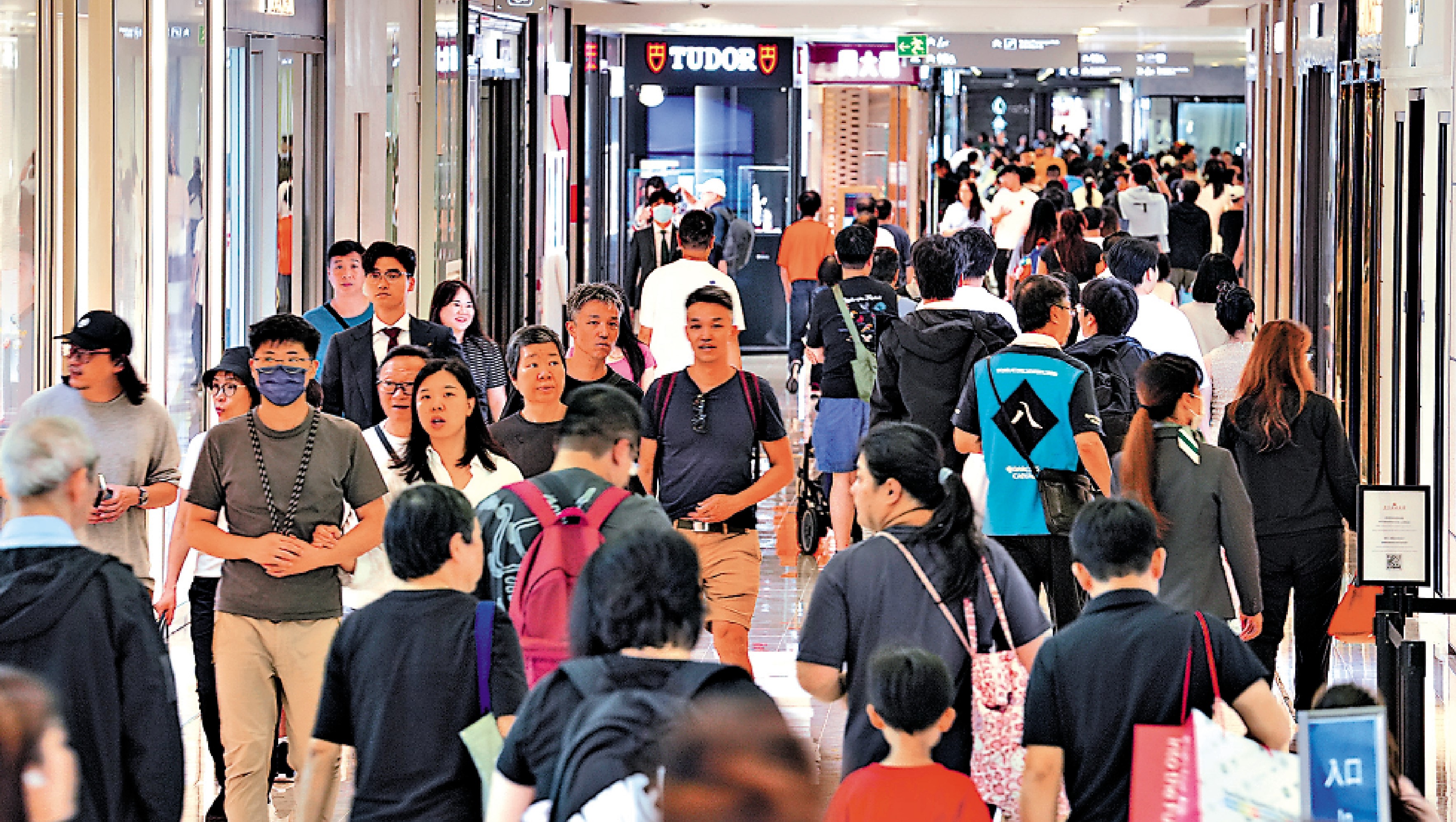 　　圖：本港上月CPI同比升1.7%，較今年首兩月合計的平均升幅1.5%為高。