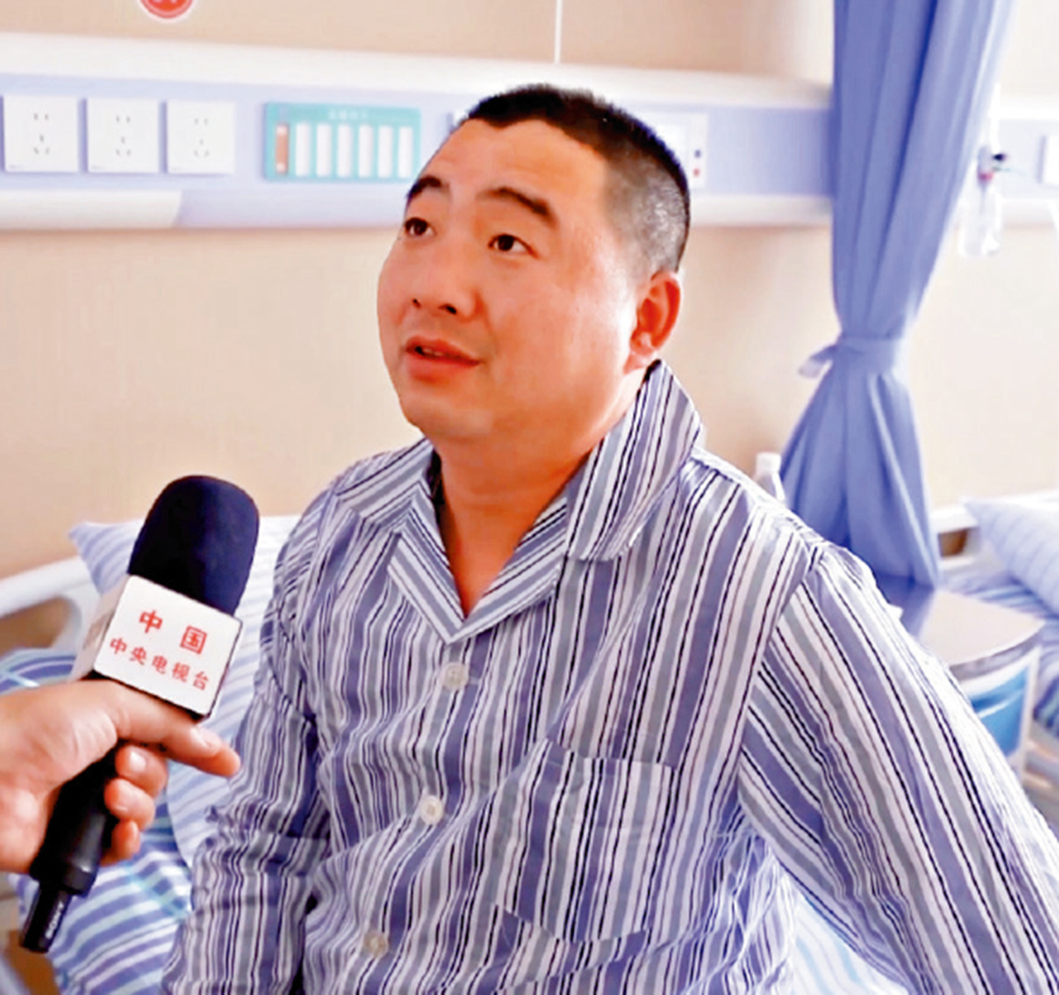 　　圖：受傷礦工王勇表示聞到硫磺味，暈倒一個多小時才醒來逃生。