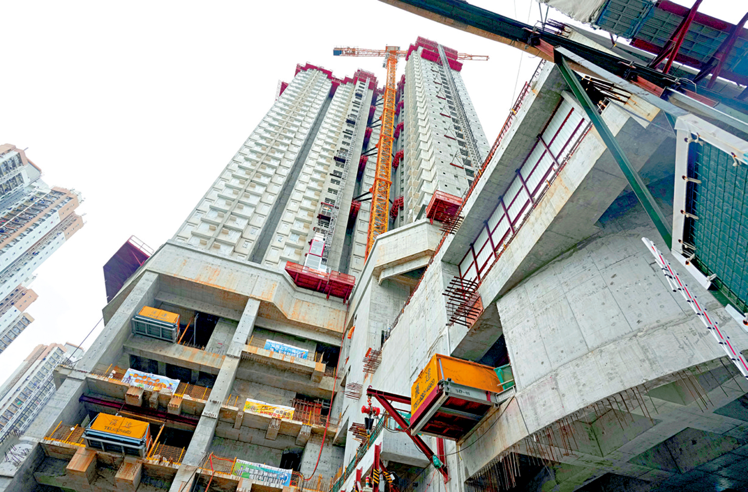 　　圖：五年規劃有助加快香港的建設發展，市民及社會各界可在五年規劃中實際受惠。