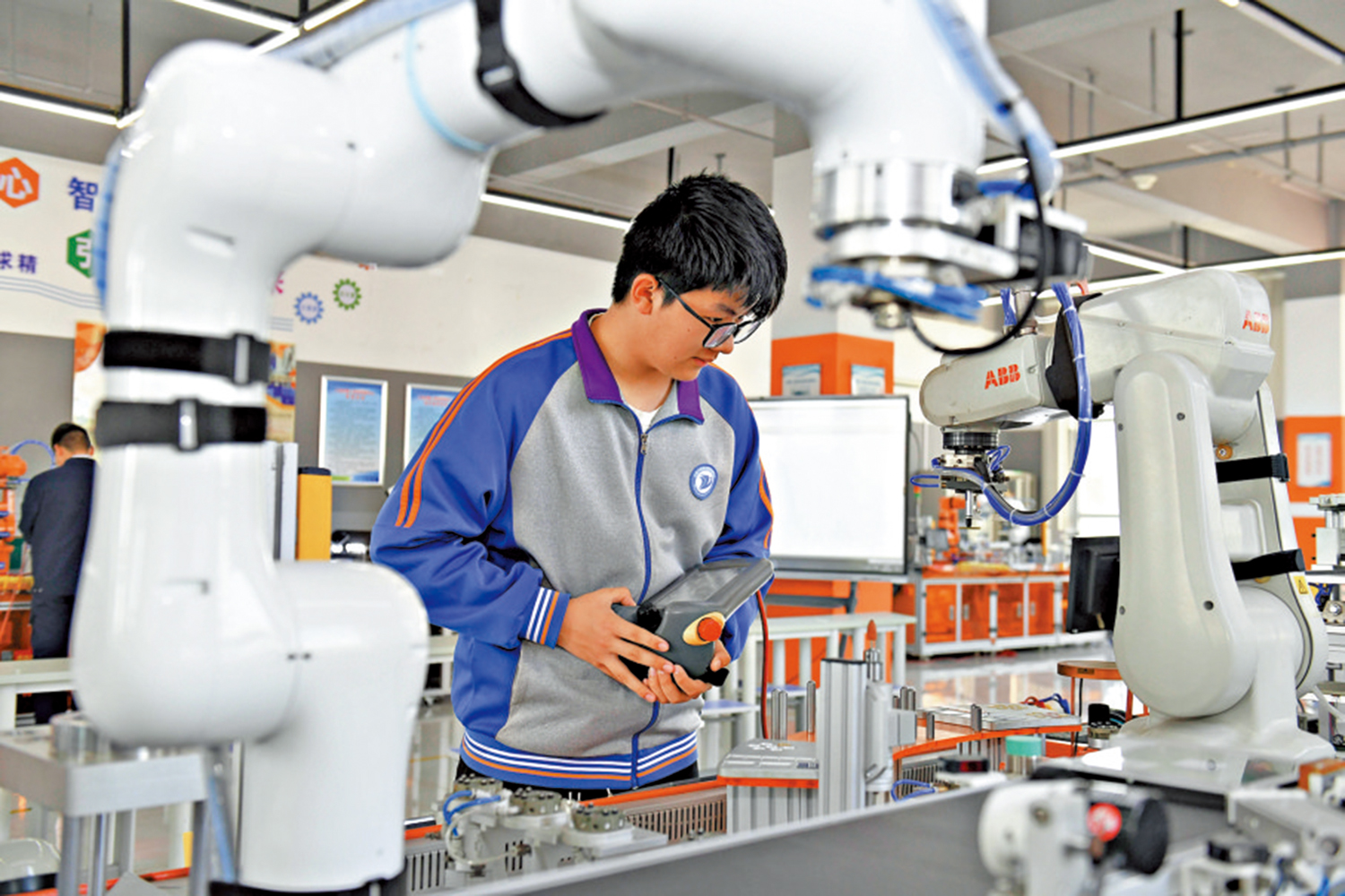 　　圖：全球製造業正加速推動工業機器人應用。