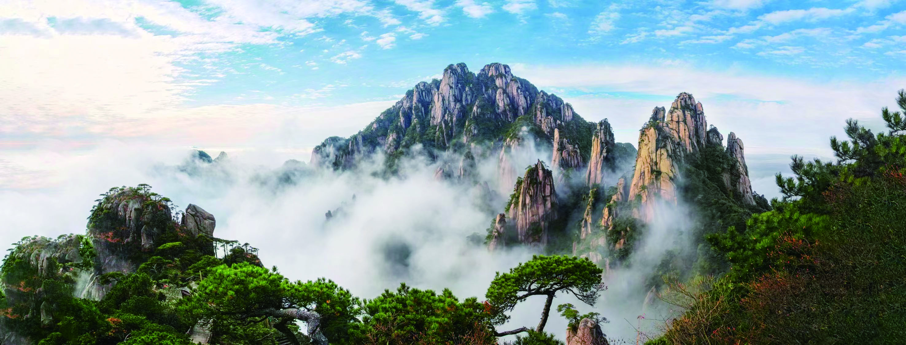 　　圖：「三清天下秀」，三清山集世界自然遺產、世界地質公園、國家5A級旅遊景區於一身。