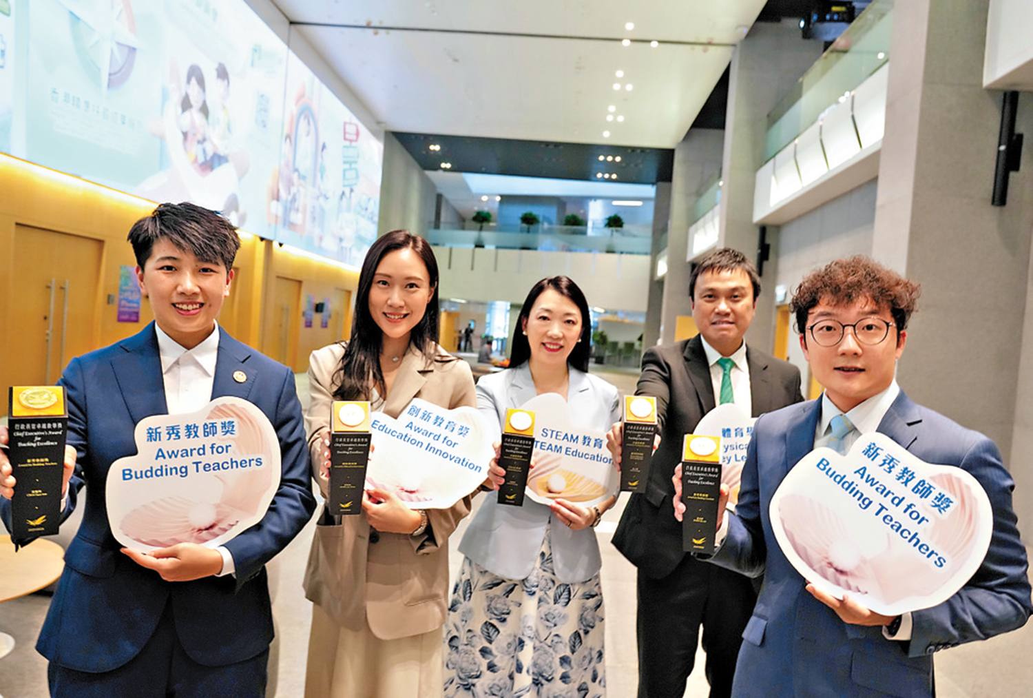 　　圖：本屆共有17名教師獲頒卓越教學獎及嘉許狀。