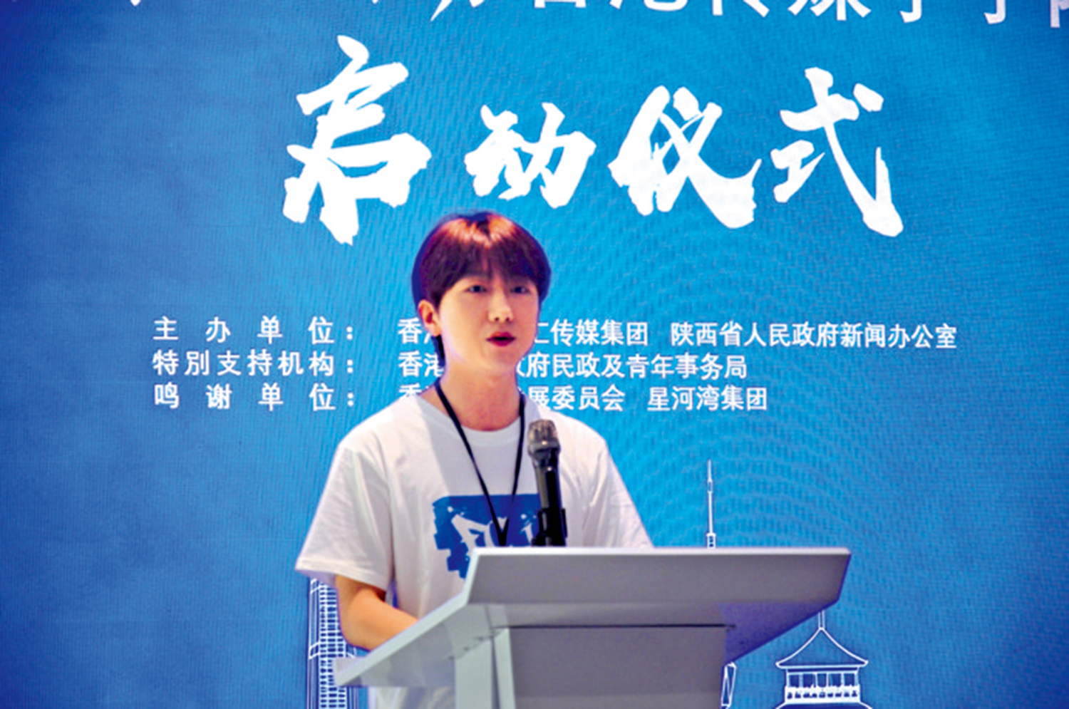 　　圖：西安交通大學學生馬盼瑋作為代表發言。\大公報記者張仕珍攝