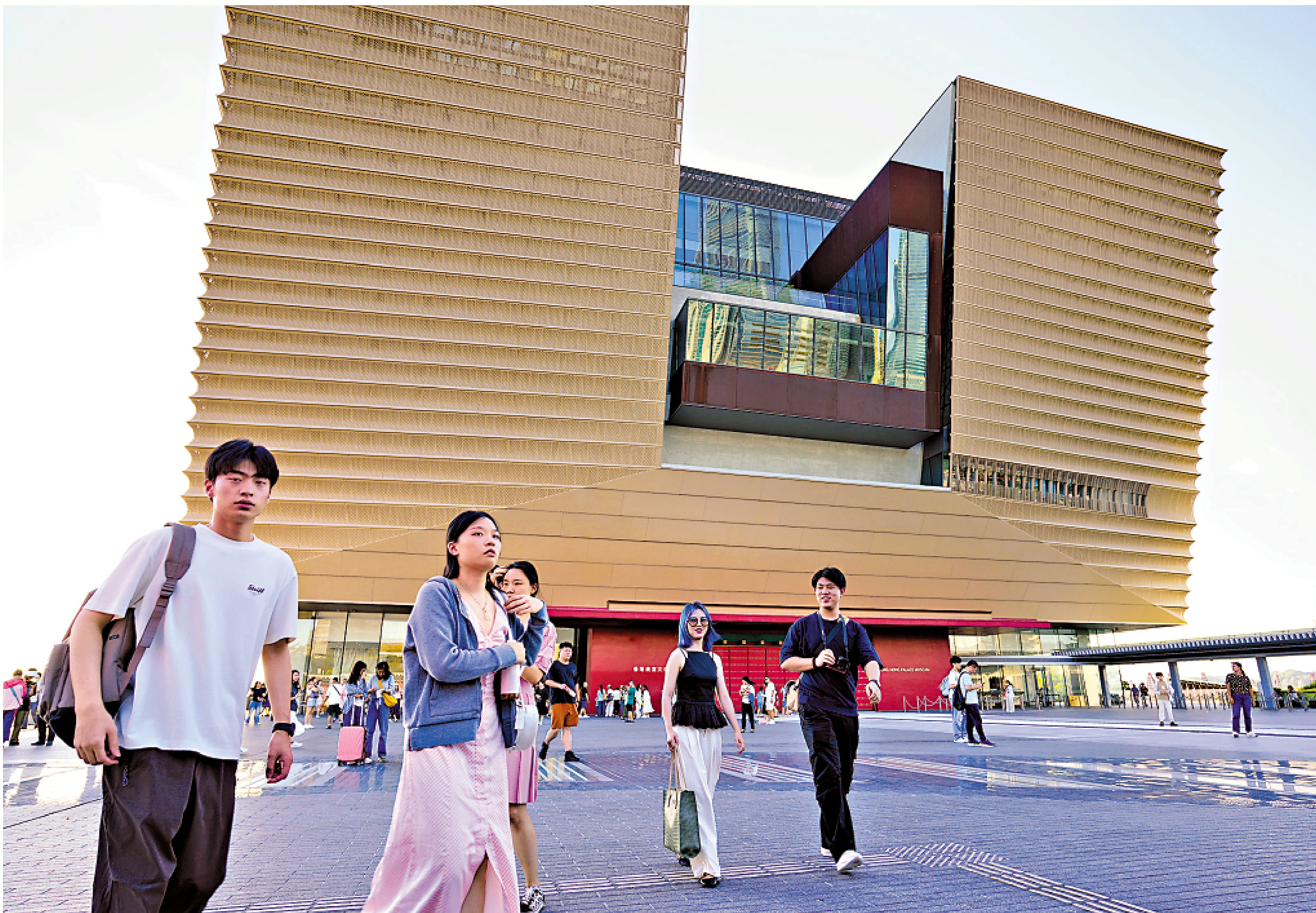 　　圖：M+及香港故宮文化博物館（圖）合計收入，按年增加逾兩成。