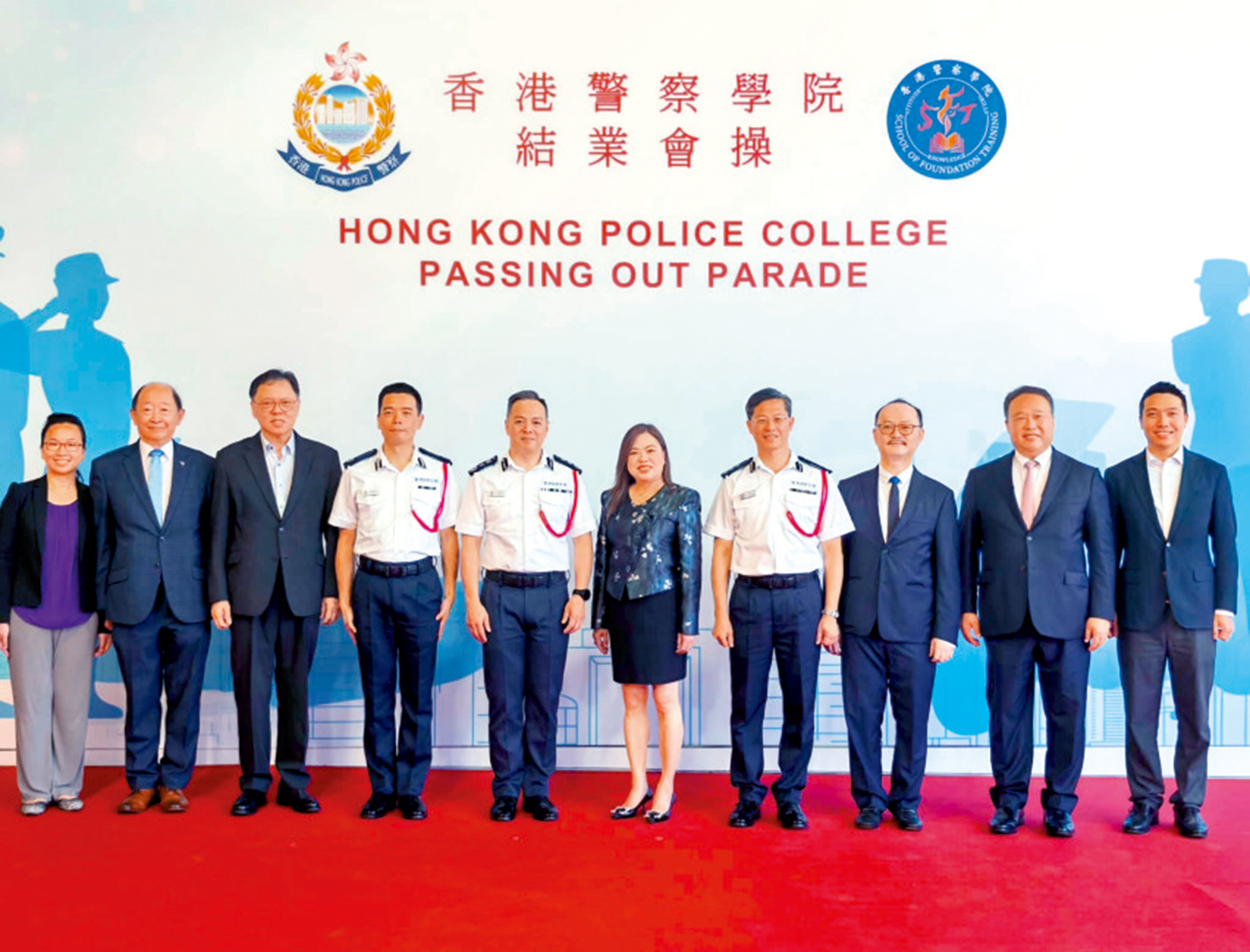 　　圖：羅淑佩昨日出席警察學院結業會操，擔任檢閱官。