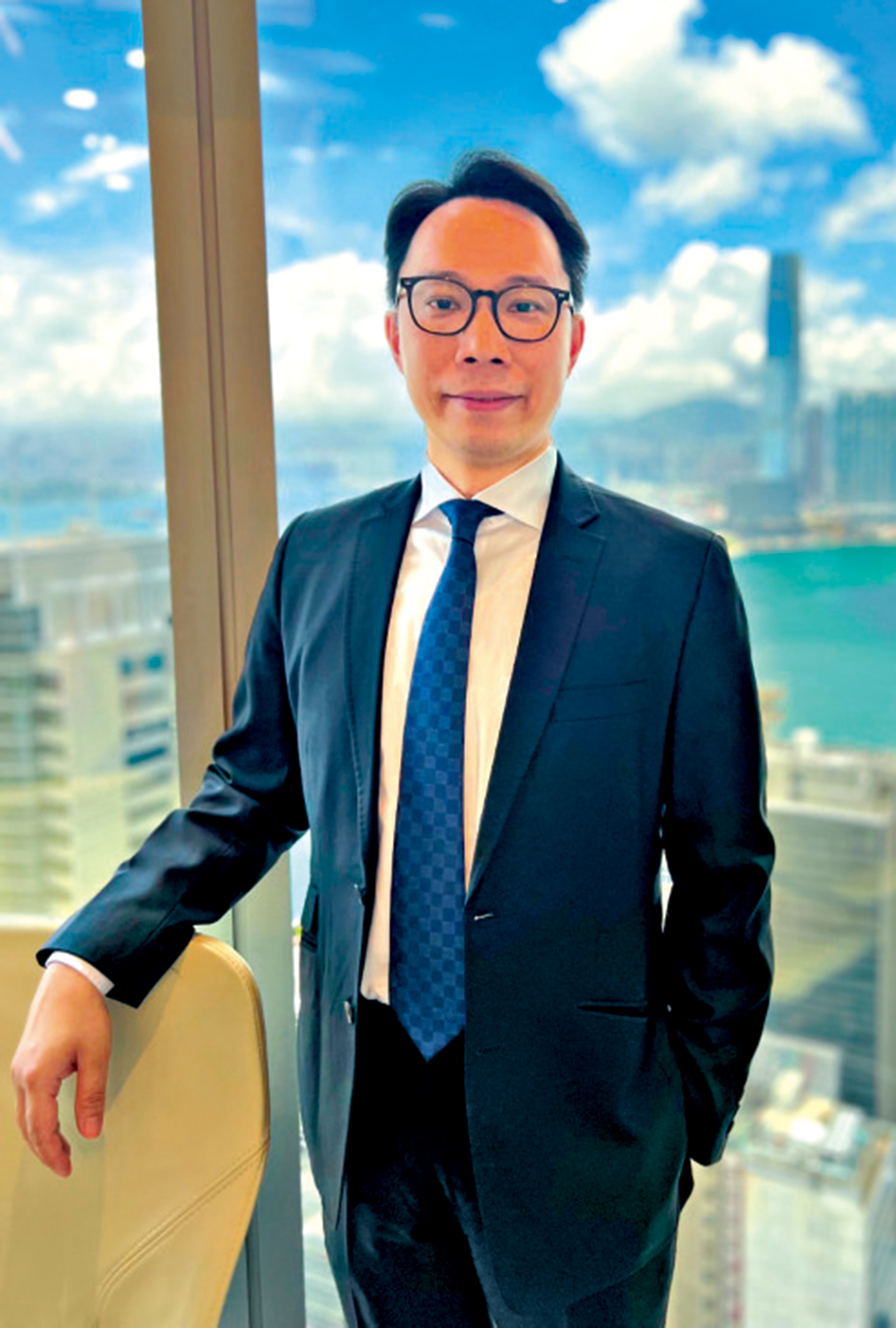 　　圖：周嘉恆期望香港透過五年規劃，推動簡化發債流程。