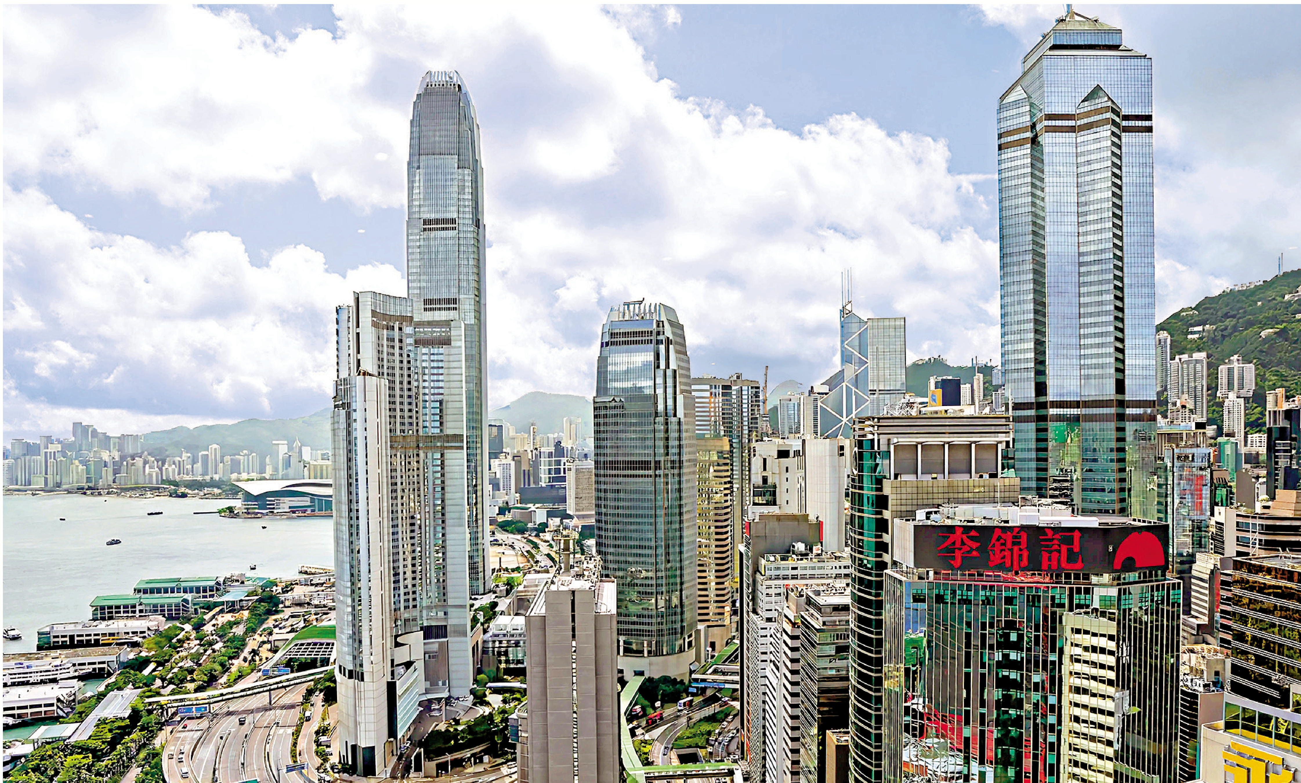 　　圖：在樓價回升及低息配置的資金推動下，本港物業投資市場明顯轉趨熾熱。