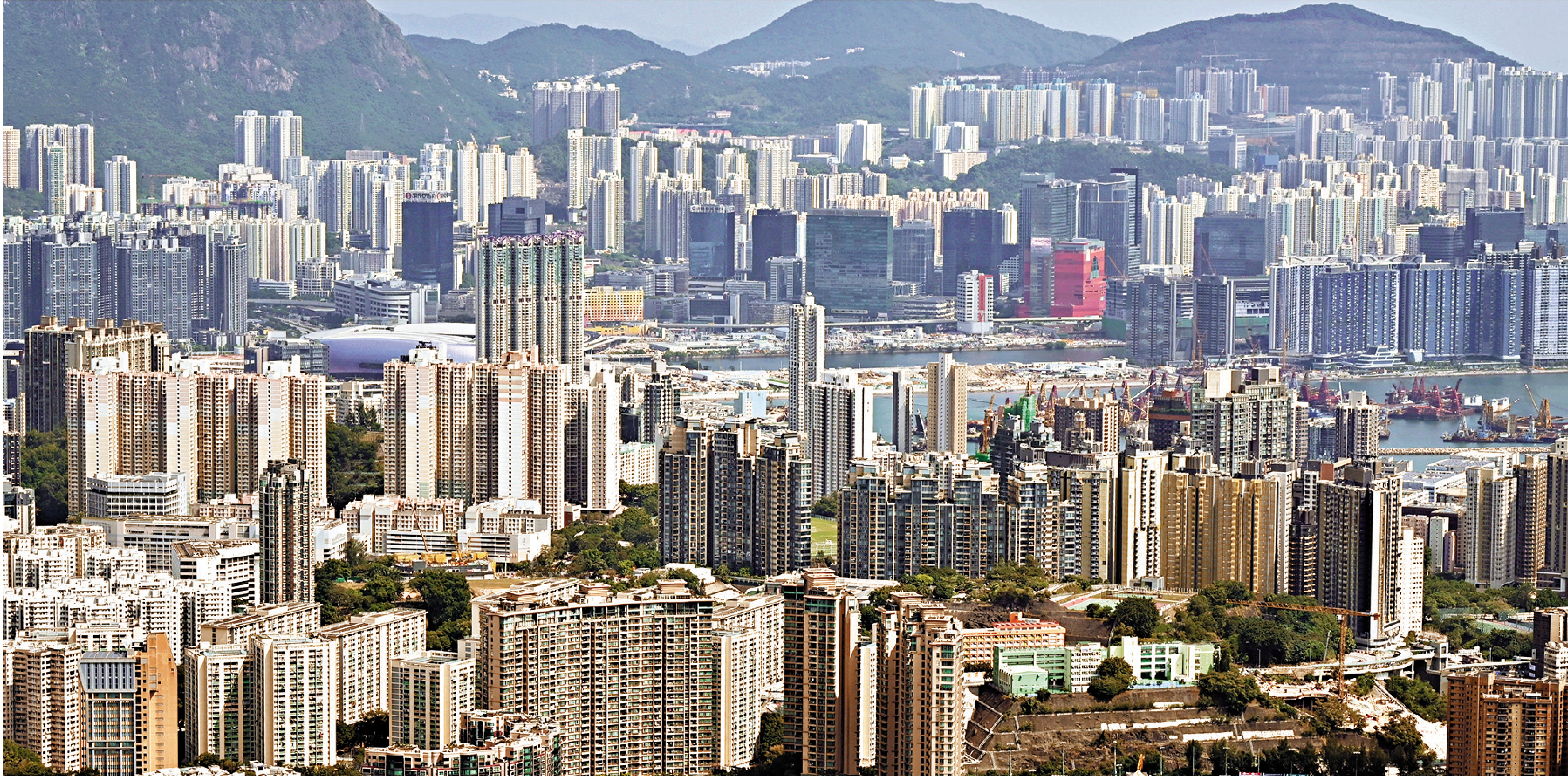 　　圖：差餉物業估價署最新數據顯示，香港樓價指數連續第十三個月上升。