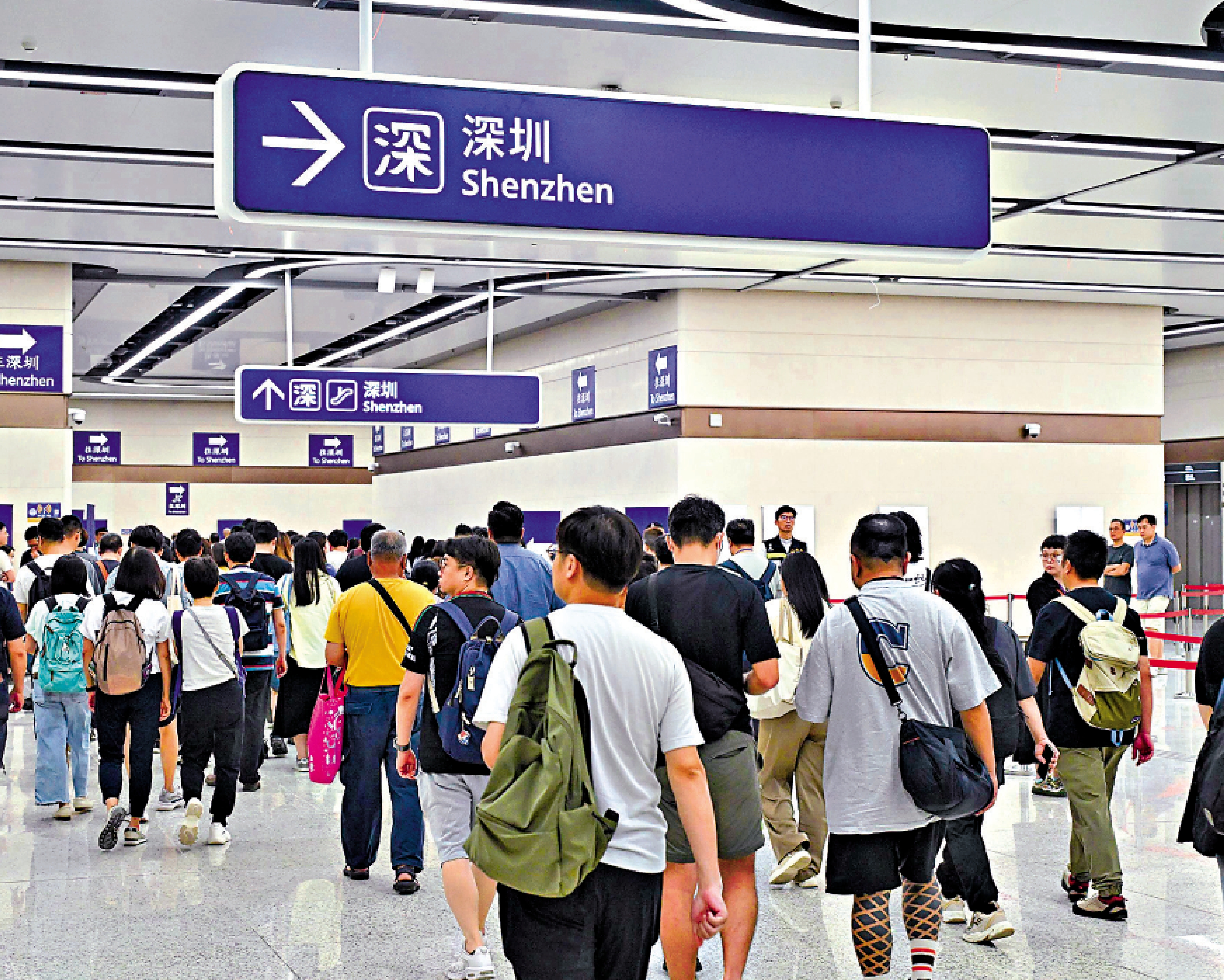 　　圖：特區政府正密鑼緊鼓測試新皇崗口岸運作，本月已在皇崗口岸港方口岸區進行兩場大型演練。