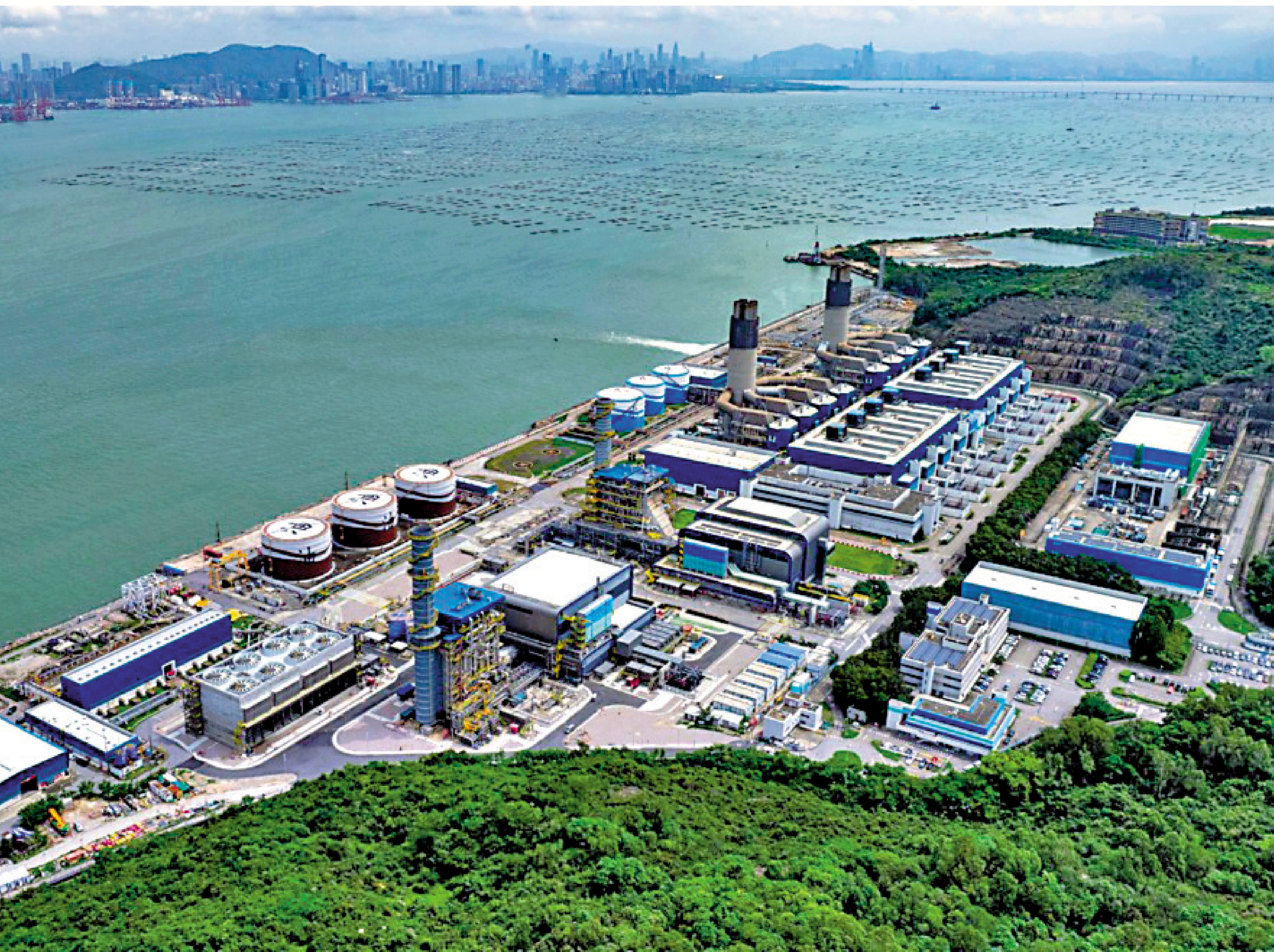 　　圖：中華電力在龍鼓灘發電廠開展氫氣混合天然氣發電試驗項目。\中電圖片