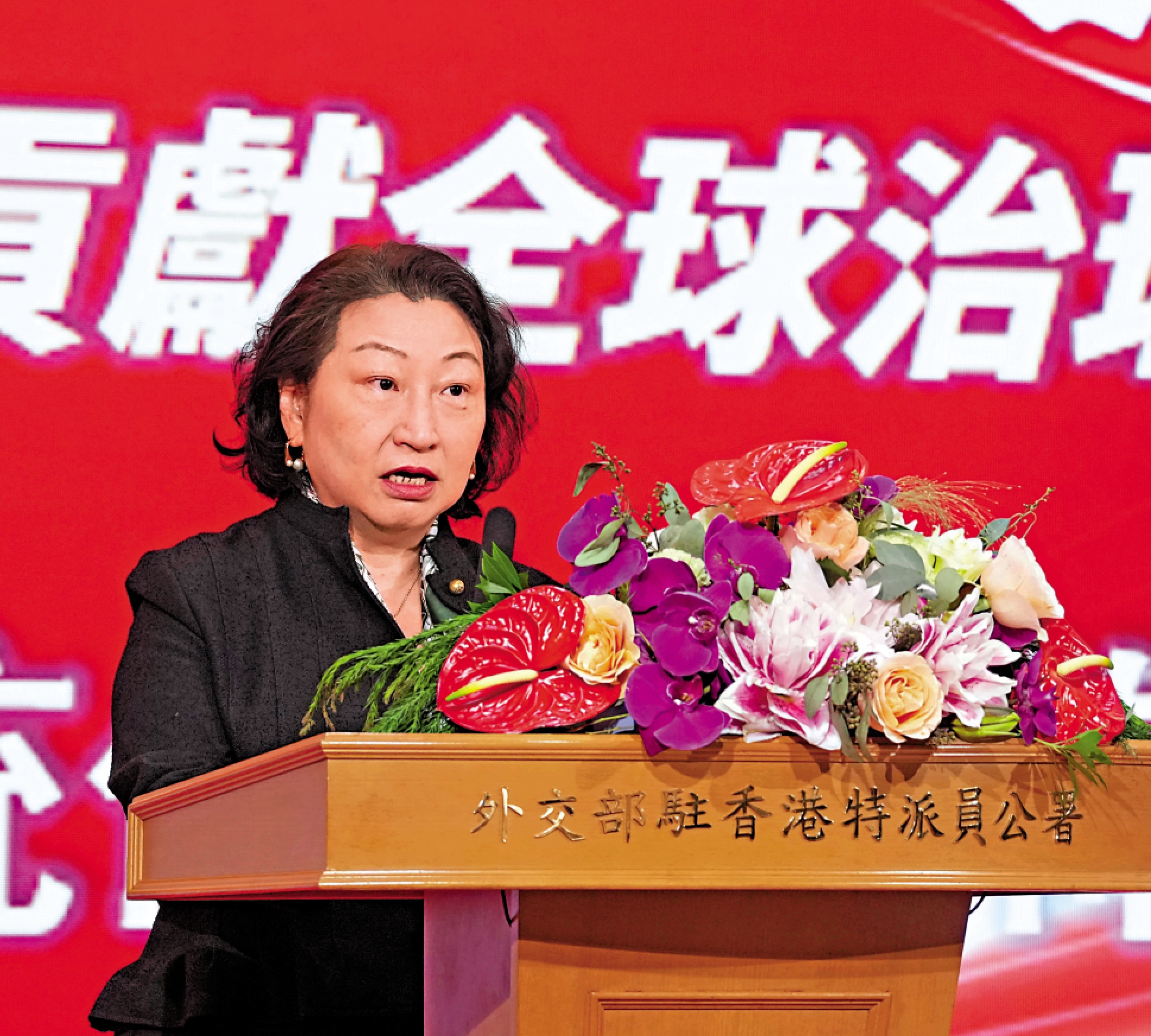 　　圖：鄭若驊表示，JPO人數創新高，體現了中央政府對香港青年發展的大力支持。