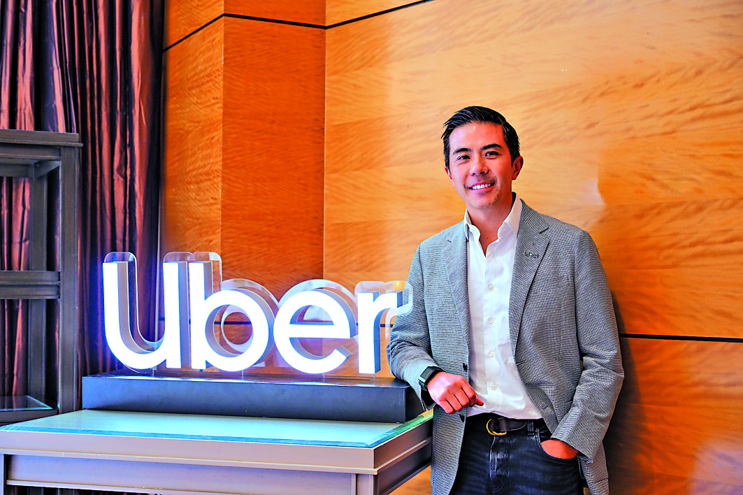 　　圖：鍾志霆指Uber申請網約車牌照進度理想。\大公報記者張騰攝