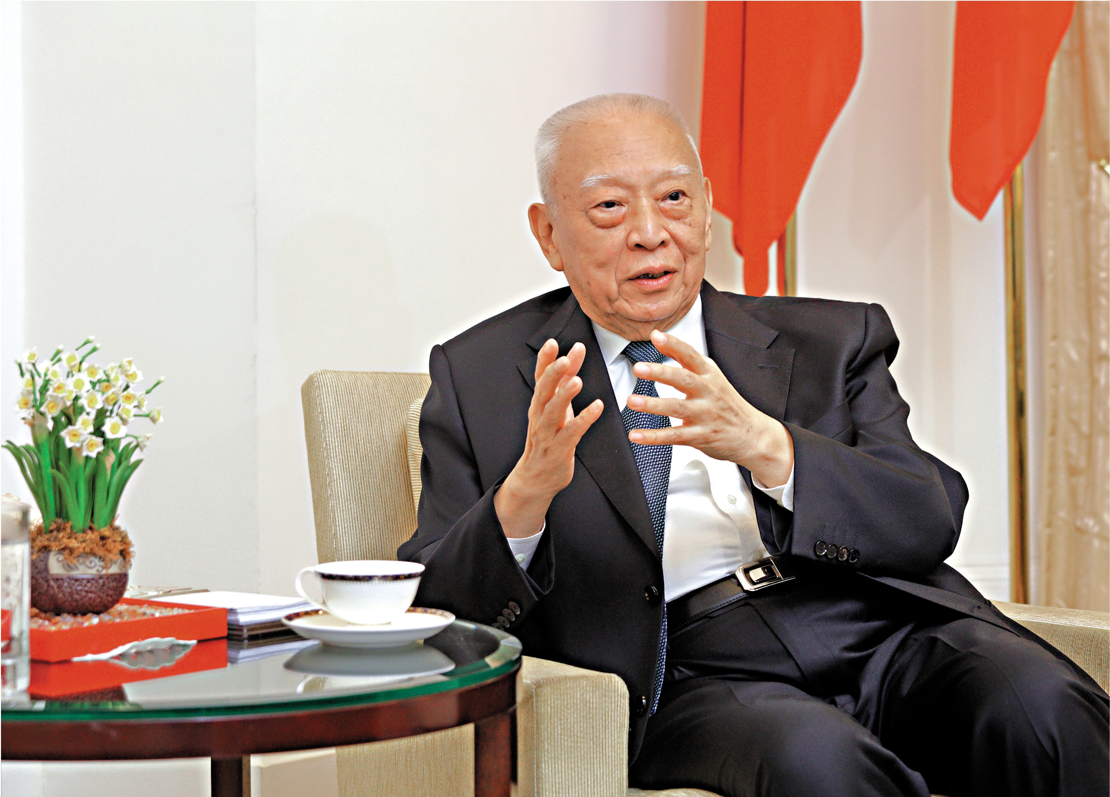 　　圖：政界表示，董建華高瞻遠矚，推動CEPA簽署，為香港與內地經濟融合發展開闢道路。\資料圖片