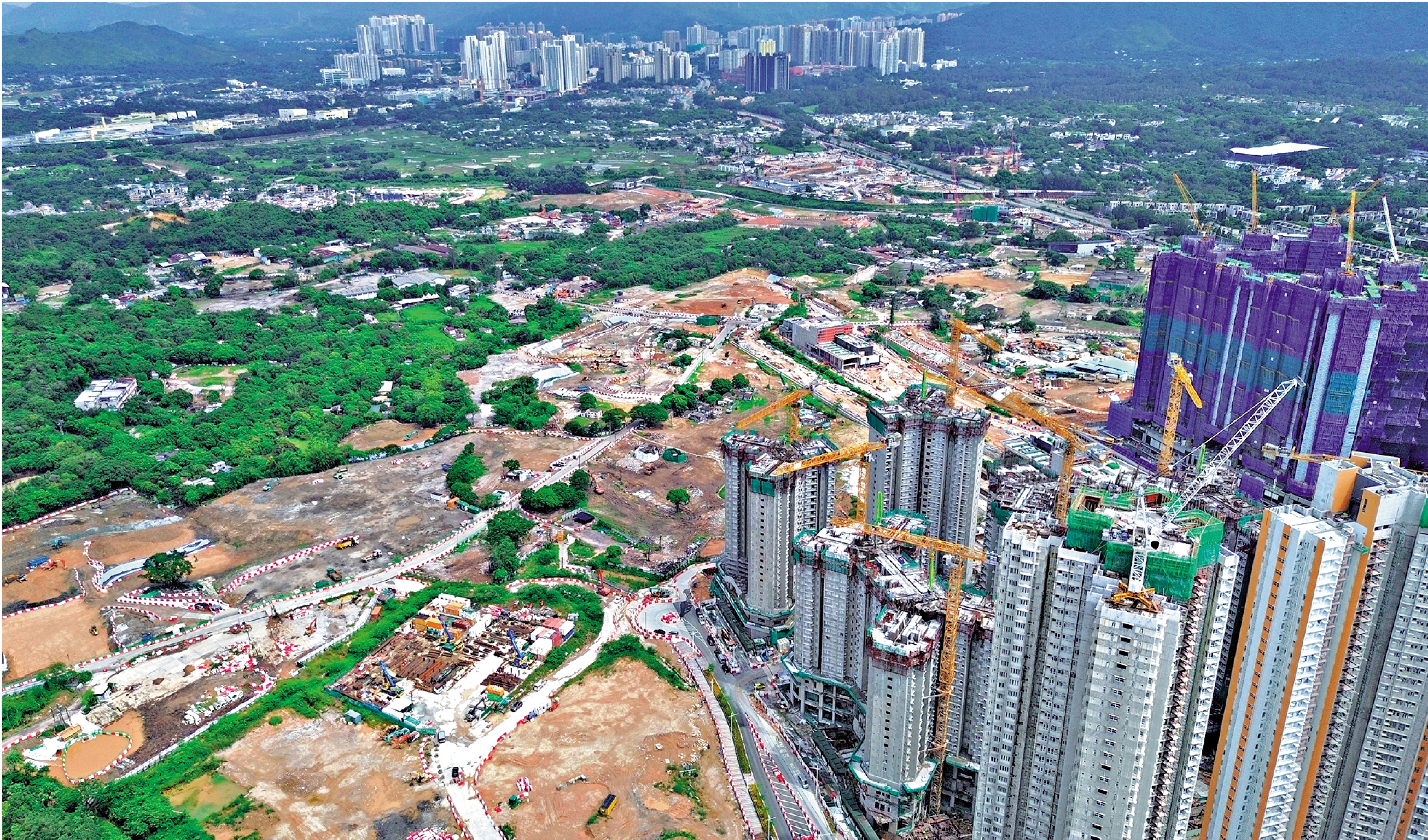 　　圖：北都未來五年將產出900公頃熟地，住宅落成量增至7萬個。圖為古洞北新發展區。\大公報記者林良堅攝
