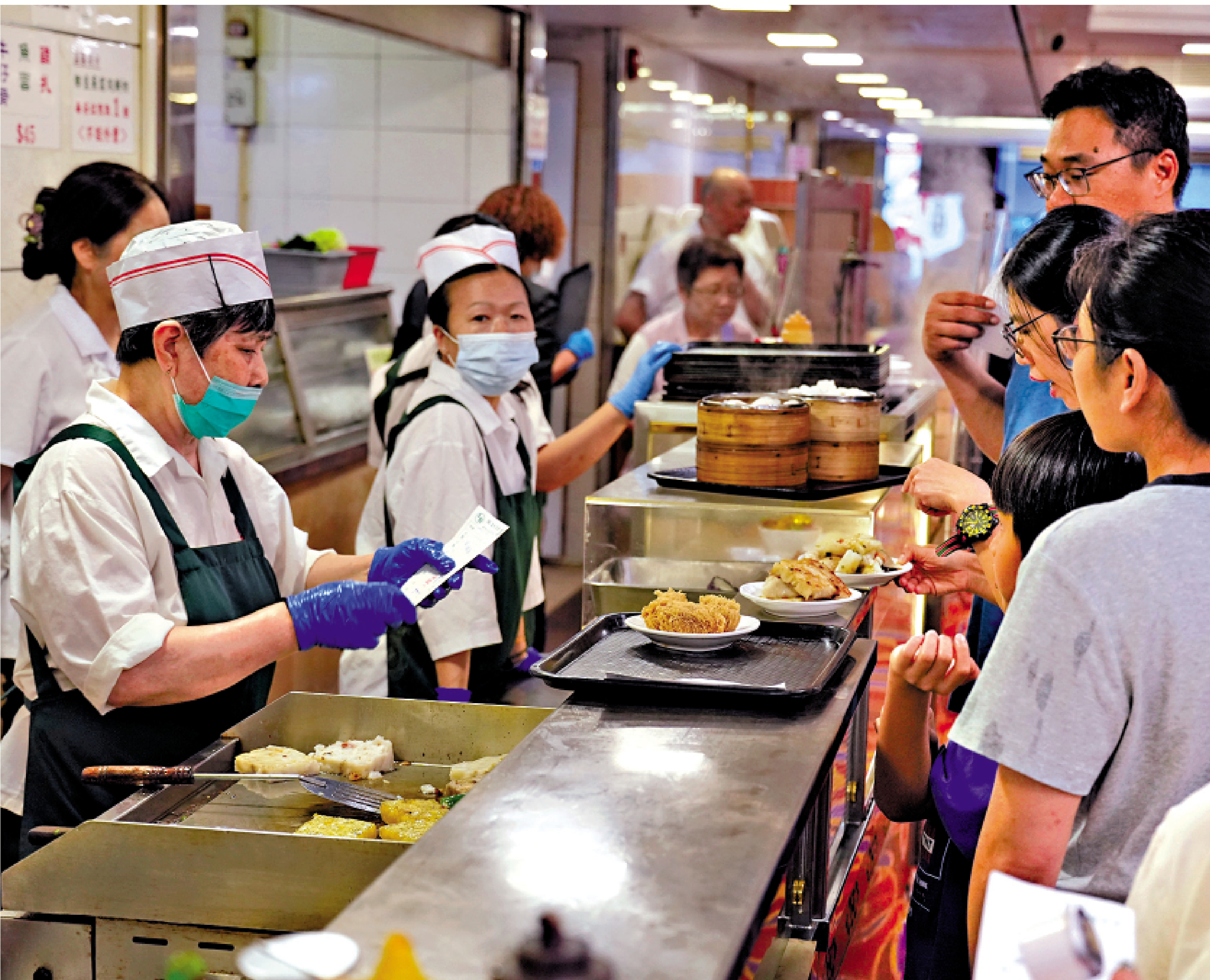　　圖：本港最新失業率3.8%，餐飲業升幅相對明顯。\大公報記者何嘉駿攝