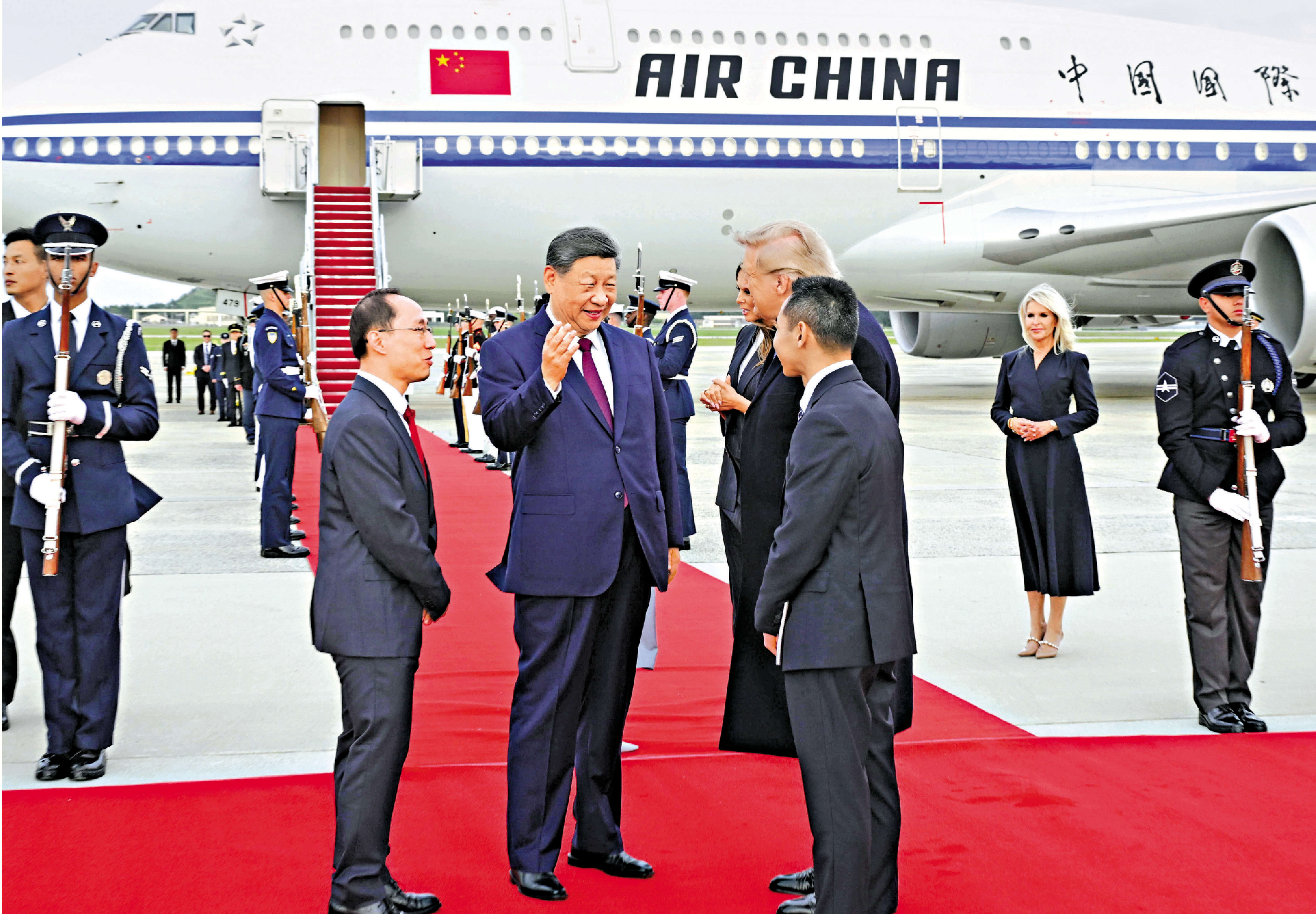 　　圖：當地時間9月23日下午，國家主席習近平乘專機抵達華盛頓，應美國總統特朗普邀請，對美國進行國事訪問。\新華社