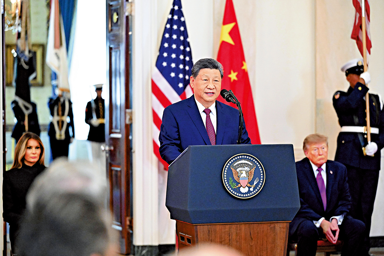 　　圖：當地時間9月24日上午，美國總統特朗普在白宮舉行隆重儀式，熱烈歡迎中國國家主席習近平對美國進行國事訪問。這是習近平致辭。\新華社