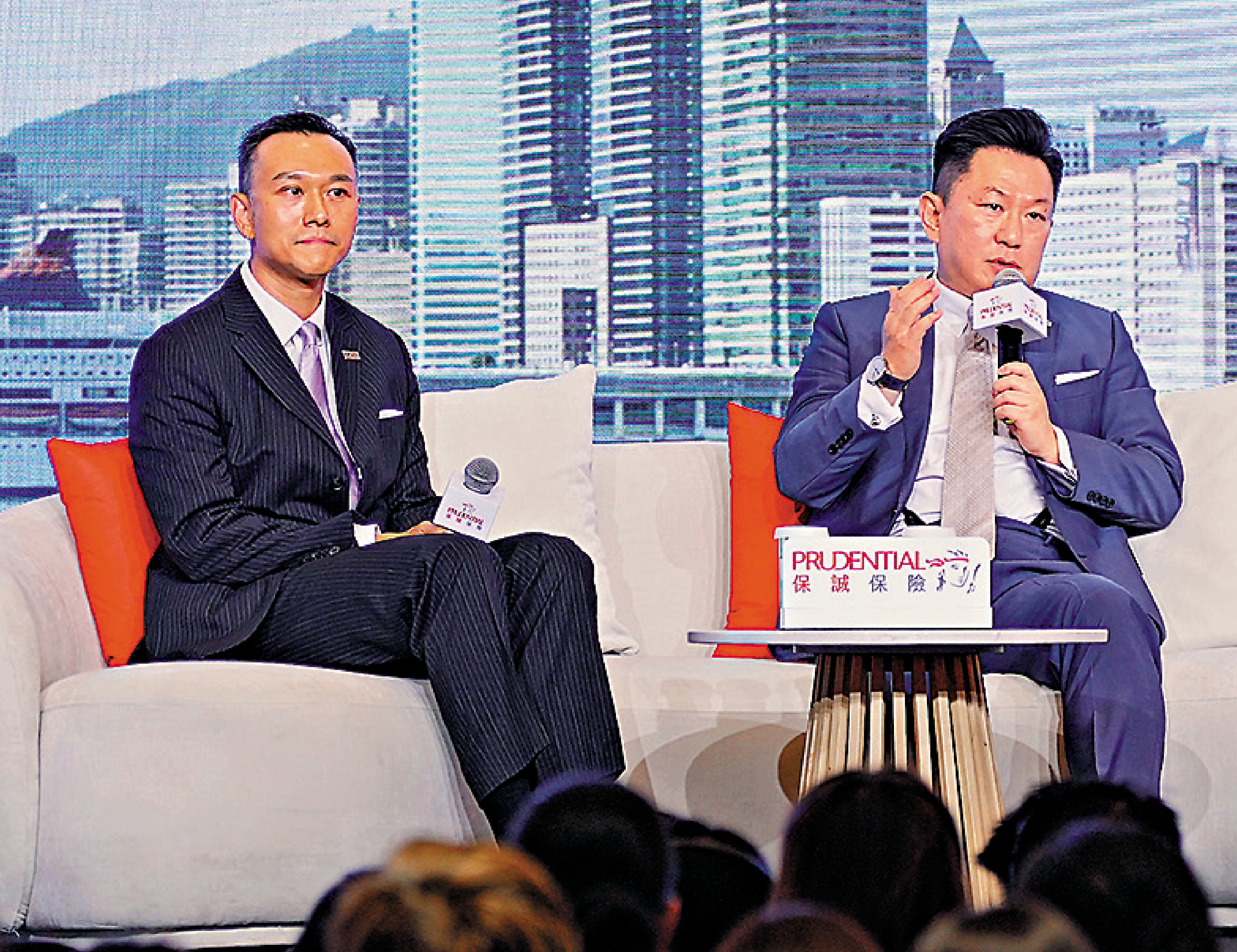 　　圖：方展光（右）表示，家族辦公室是將這一代的成功延伸到下一代。左為陳海勁。\大公報記者何嘉駿攝