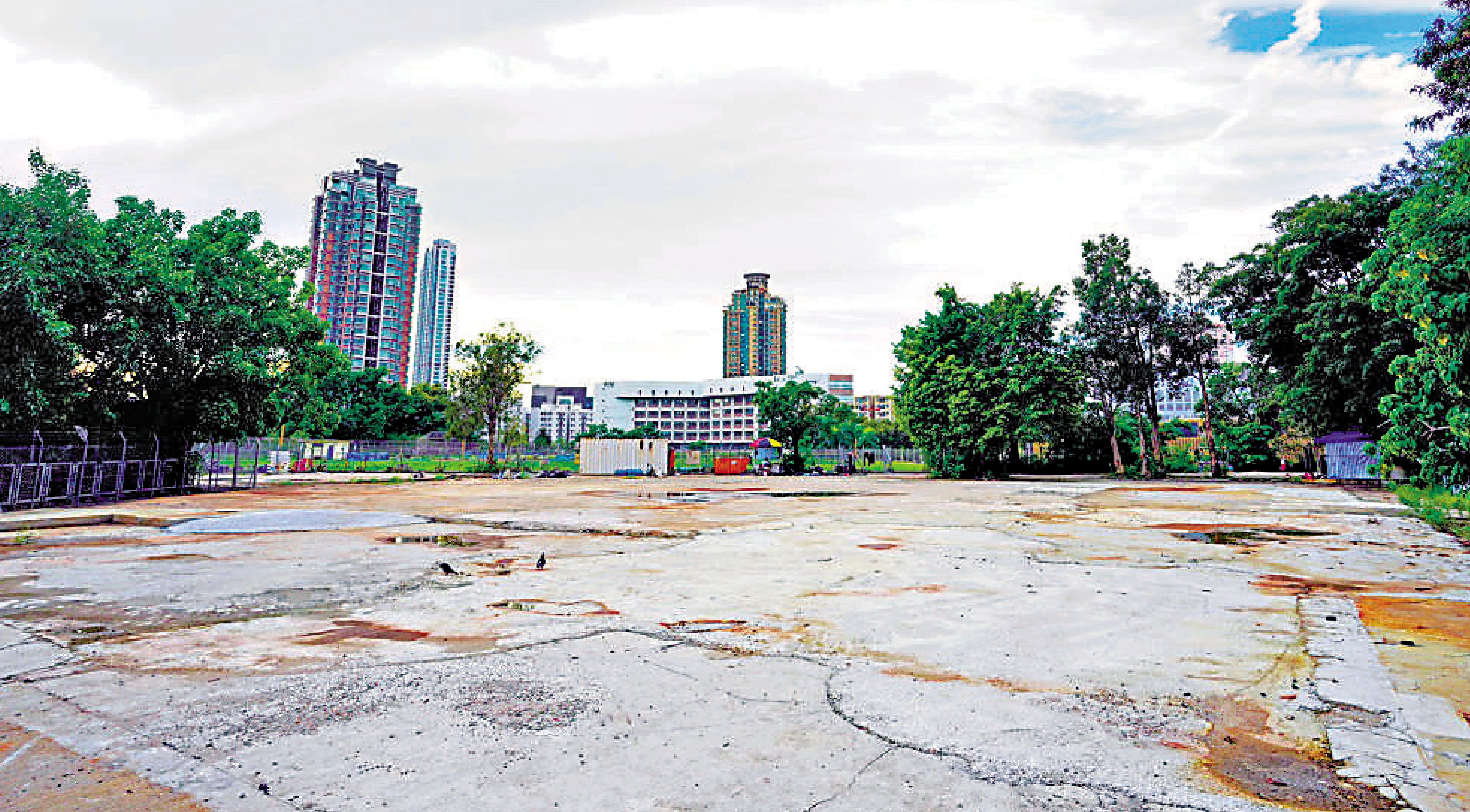 　　圖：何文田佛光街住宅地早前以逾43億元批出，每呎樓面地價逾2萬元，創九龍區近五年住宅地呎價新高。\資料圖片